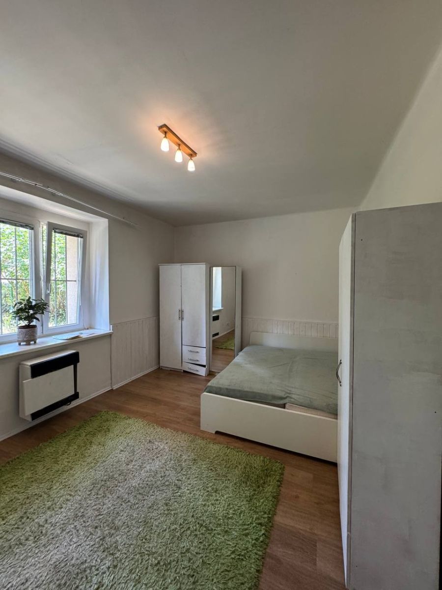 28. pluku, Praha - Vršovice – fotografie 5