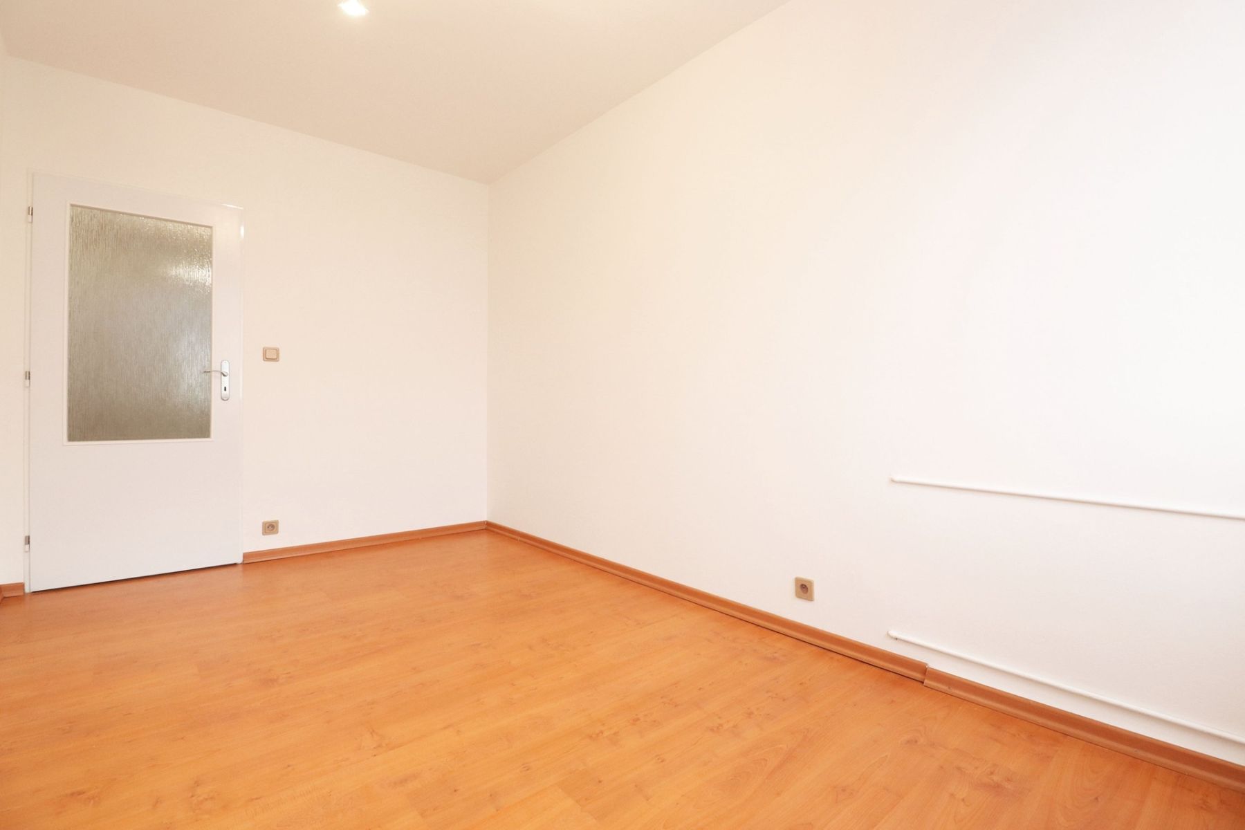 Pronájem bytu 2+kk 46 m², Milovice – náhled fotky 6