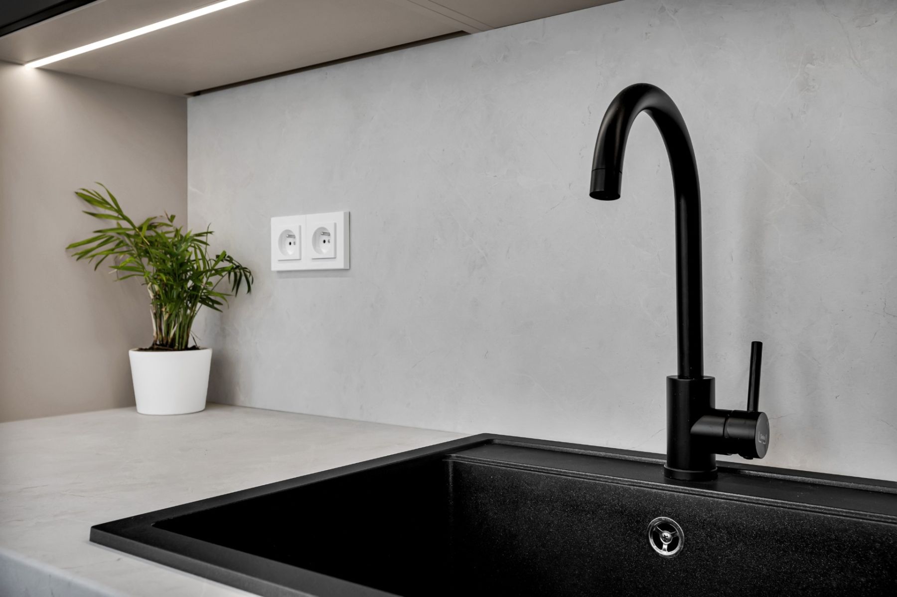 Prodej bytu 3+kk 64 m², Hradec Králové – náhled fotky 14
