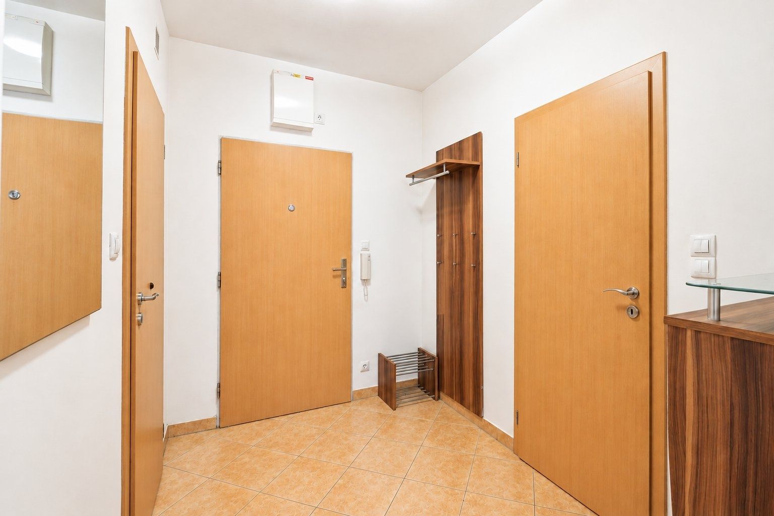 Pronájem bytu 2+kk 52 m², Praha – náhled fotky 11