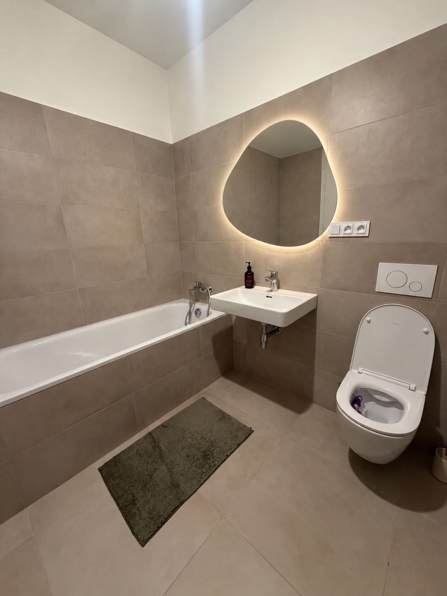 Квартира 2+kk в оренду, 51 м² (7 з 10)