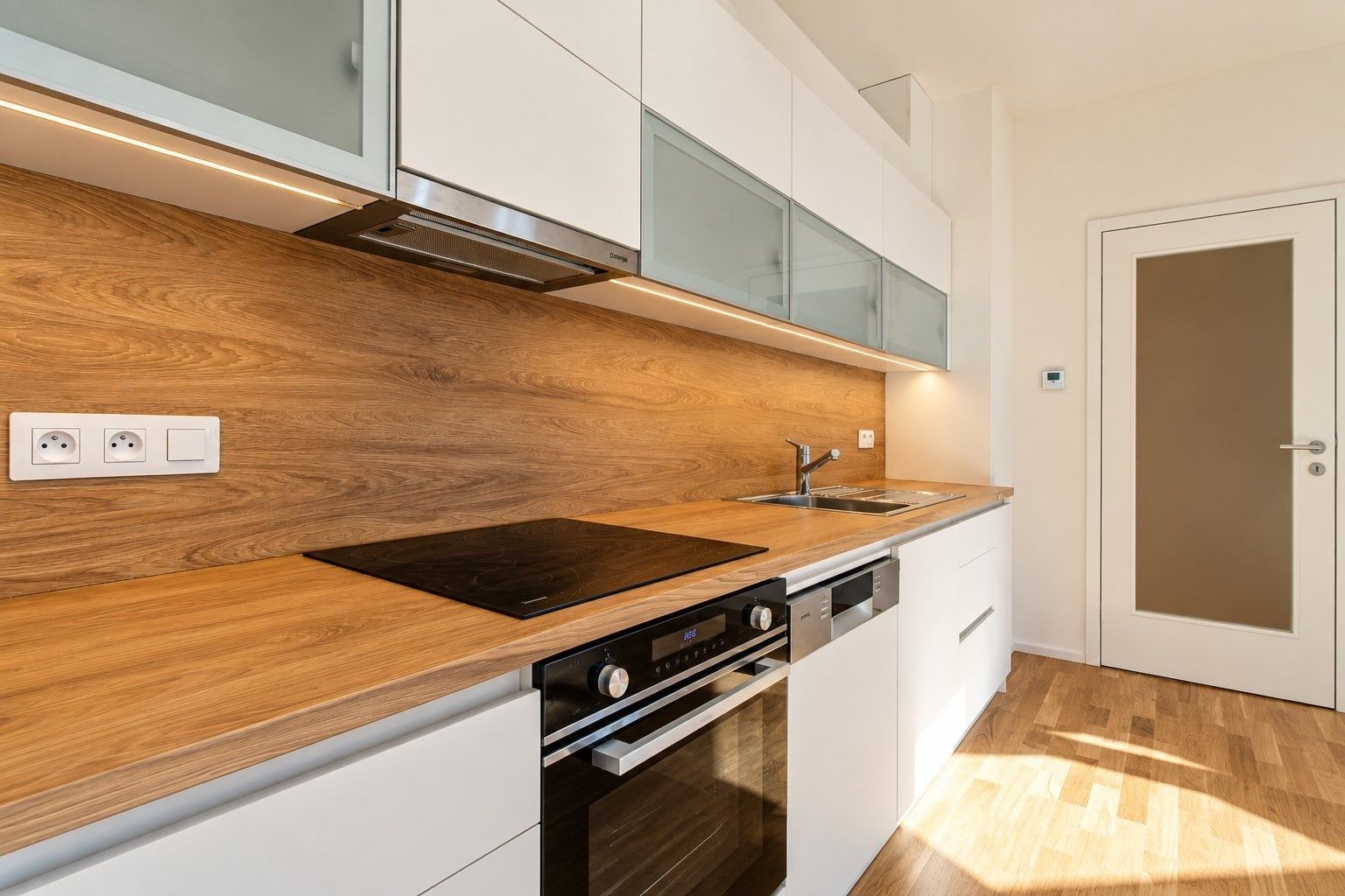 Pronájem bytu 2+kk 57 m², Praha – náhled fotky 5