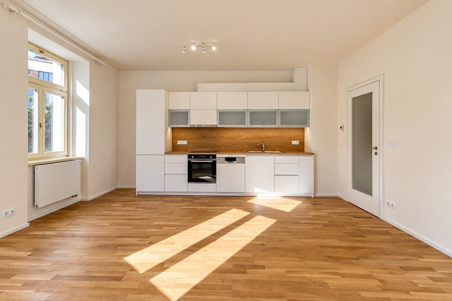 Pronájem bytu 2+kk 57 m², Praha – náhled fotky 6
