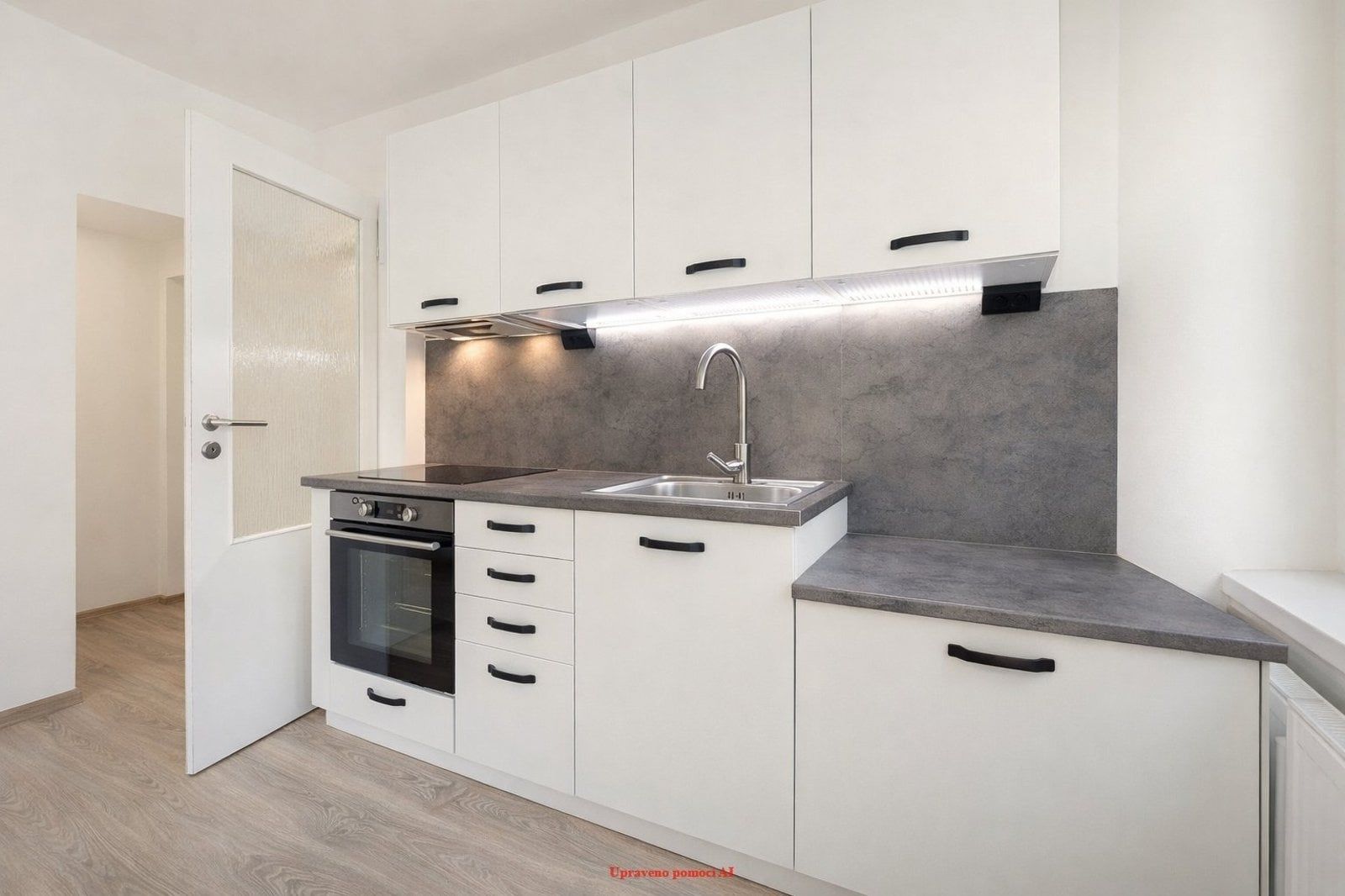 Квартира 1+kk в оренду, 29 м² (5 з 14)