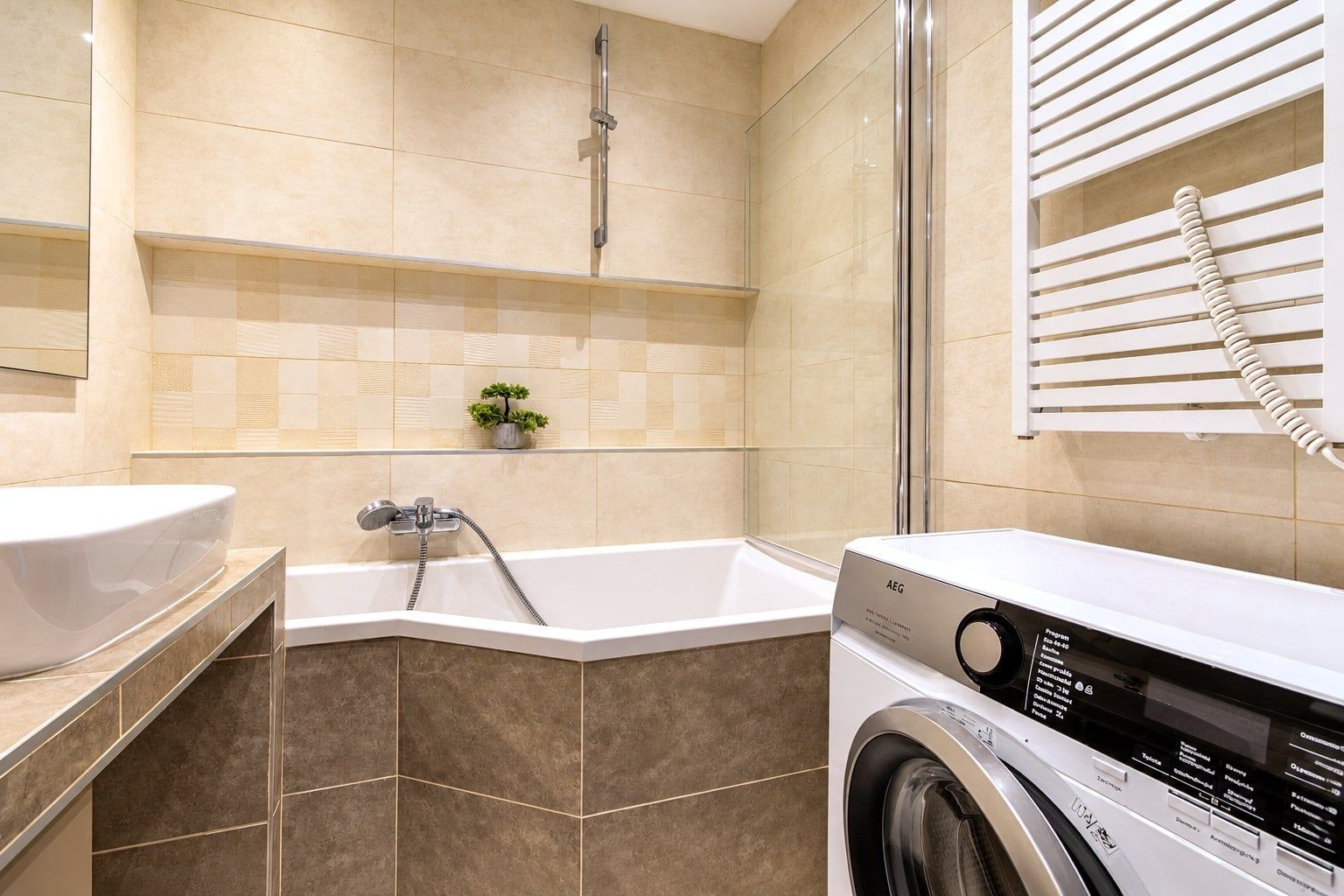 Pronájem bytu 3+kk, 72 m² (13 z 22)