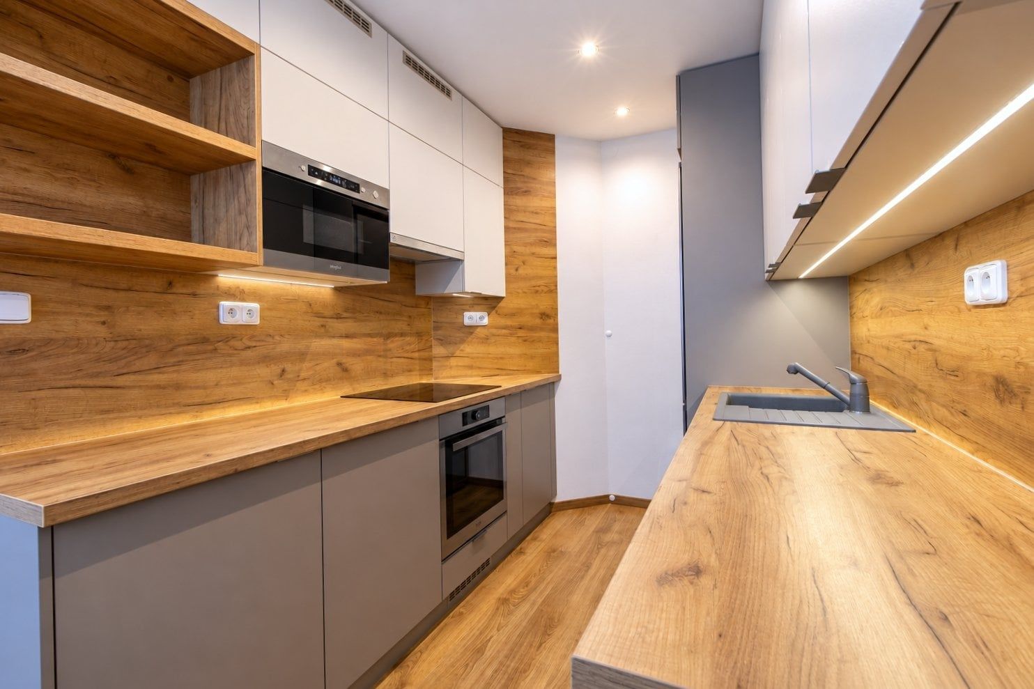 Pronájem bytu 3+kk, 72 m² (4 z 22)
