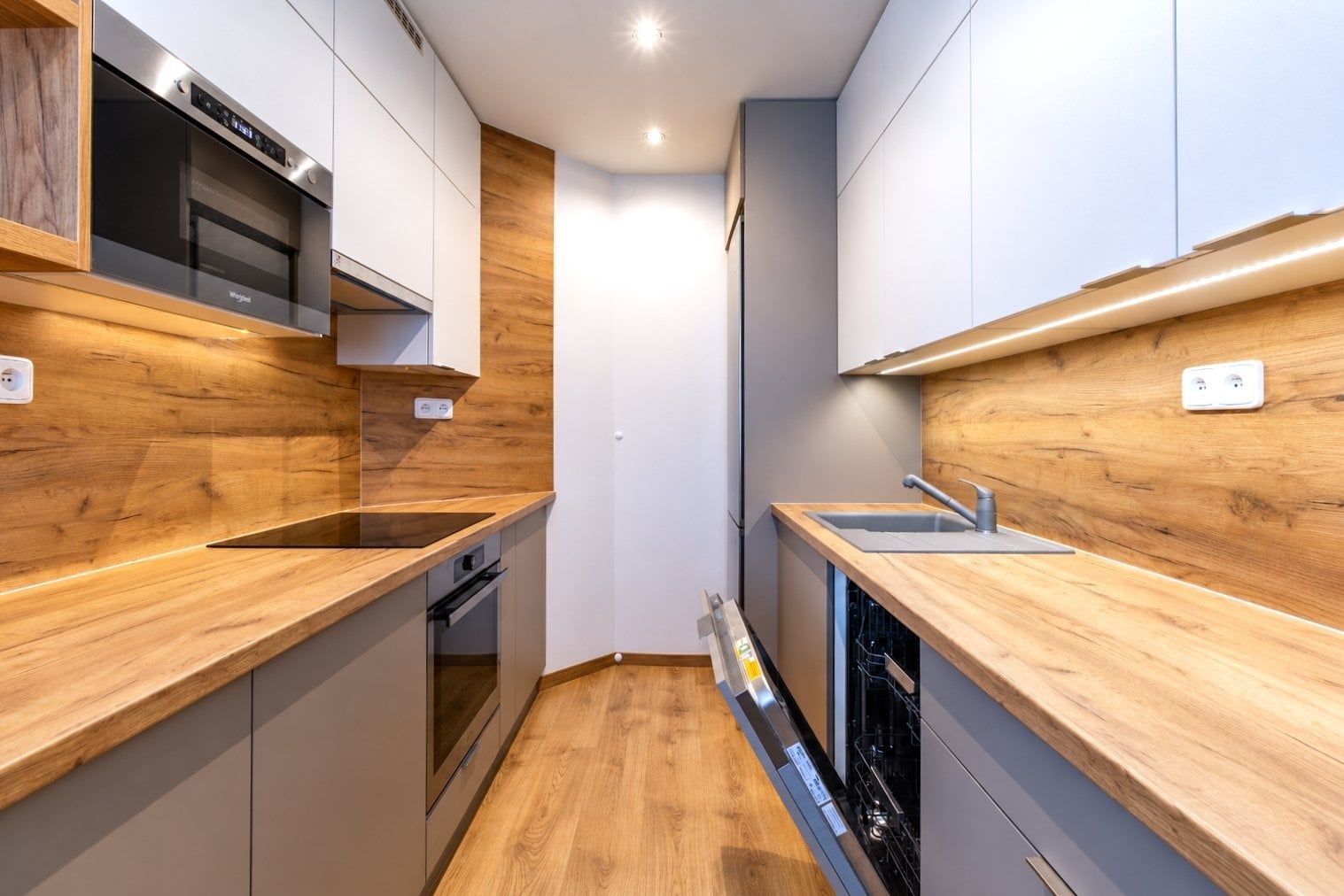 Pronájem bytu 3+kk, 72 m² (5 z 22)