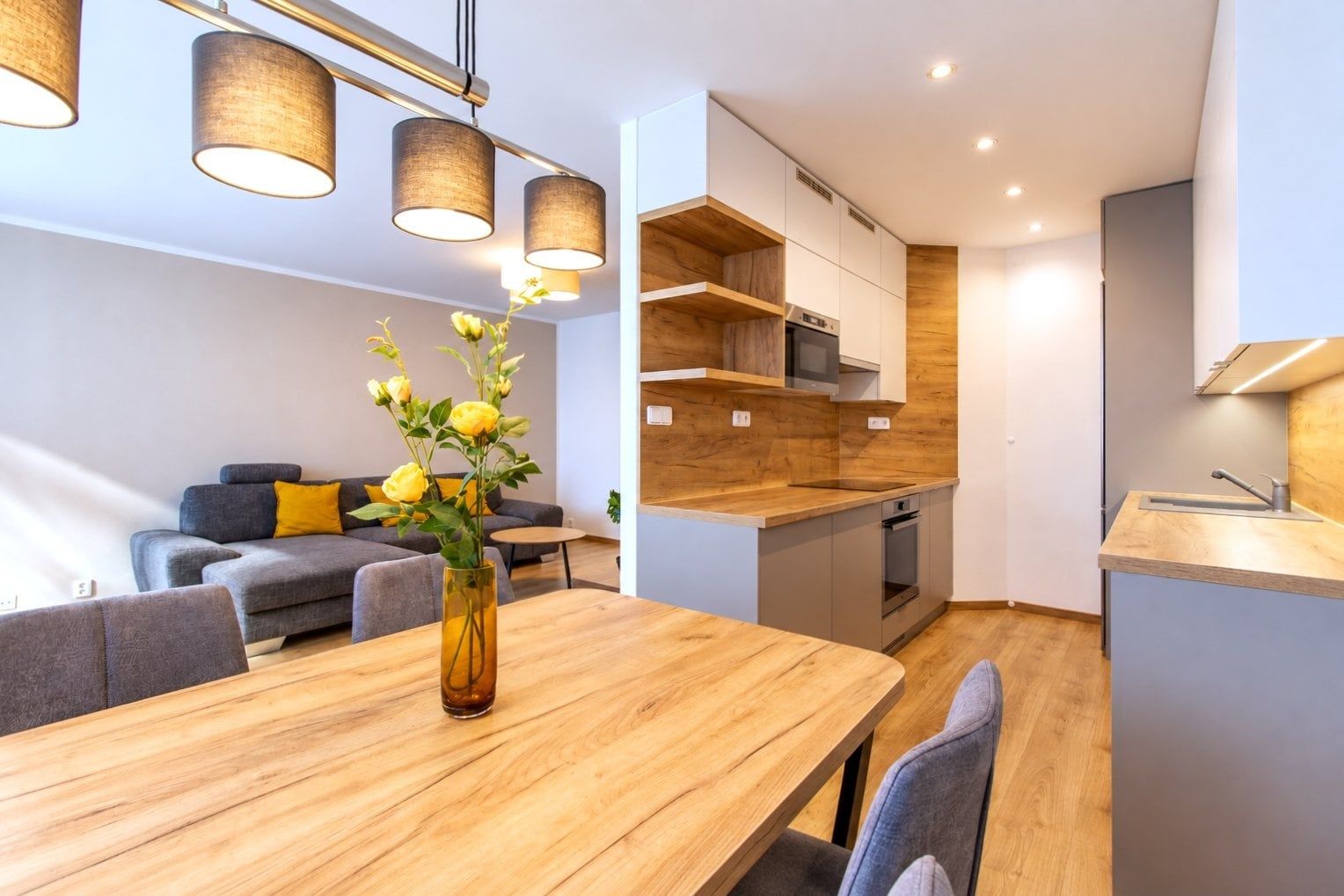 Pronájem bytu 3+kk, 72 m² (6 z 22)