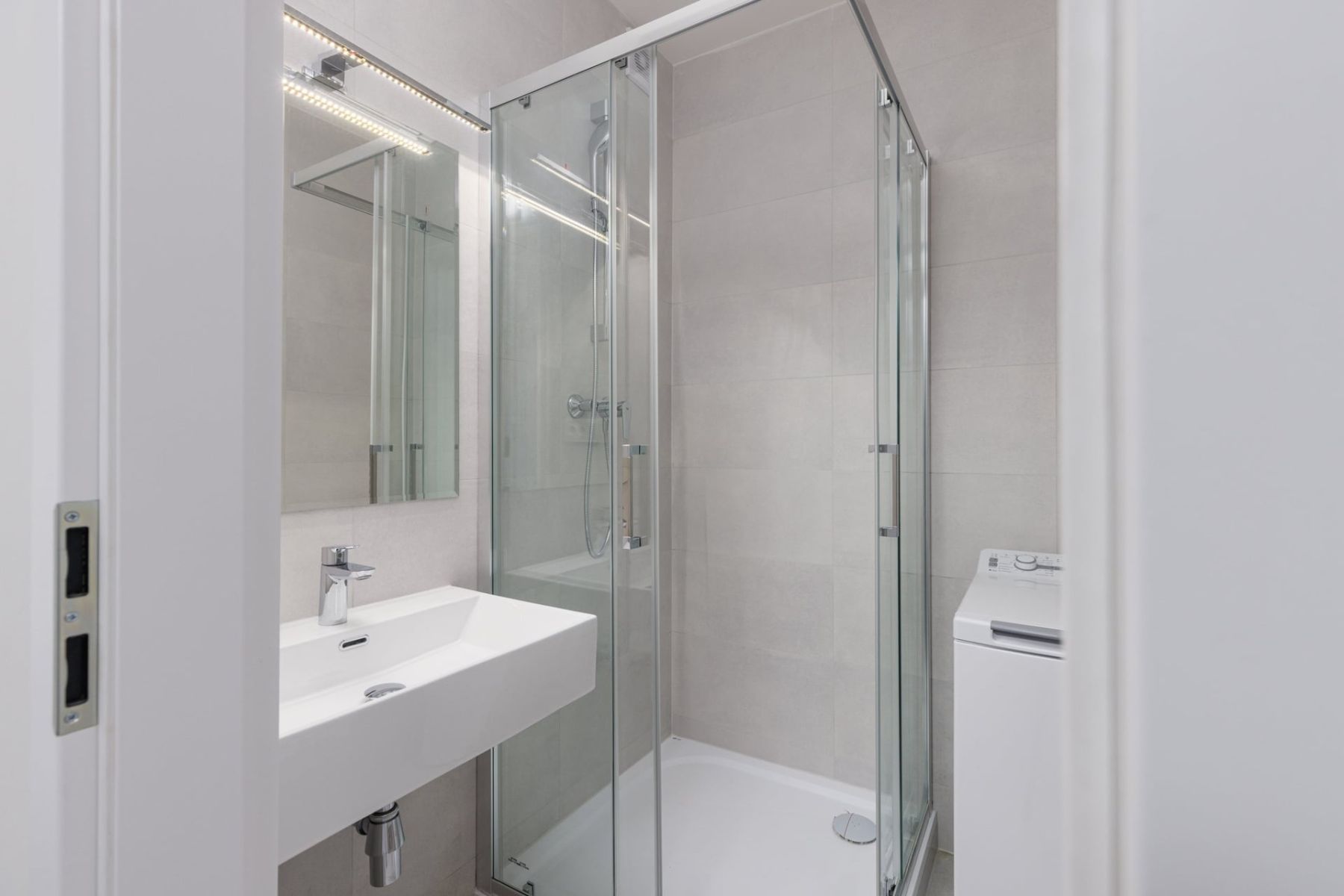 Pronájem bytu 2+1 53 m², Praha – náhled fotky 10
