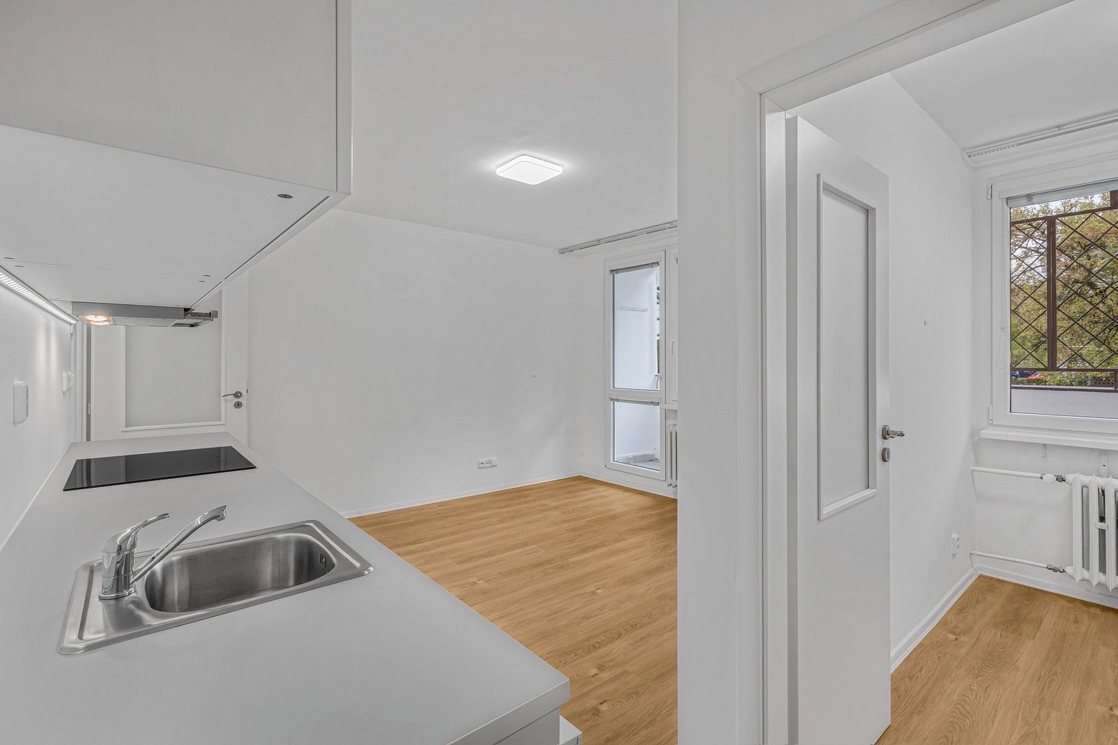 Pronájem bytu 2+kk 32 m², Praha – náhled fotky 5