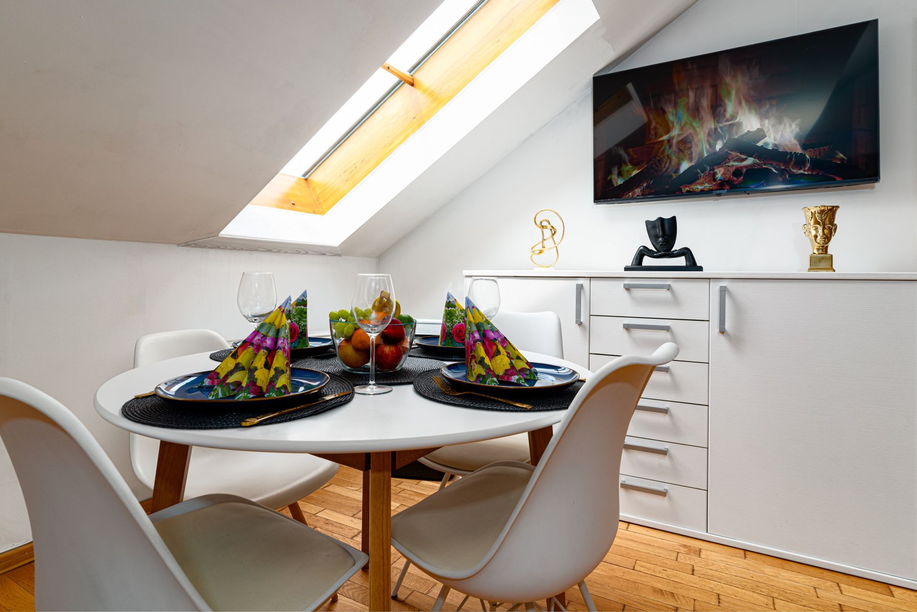 Pronájem bytu 124 m², Praha – náhled fotky 21
