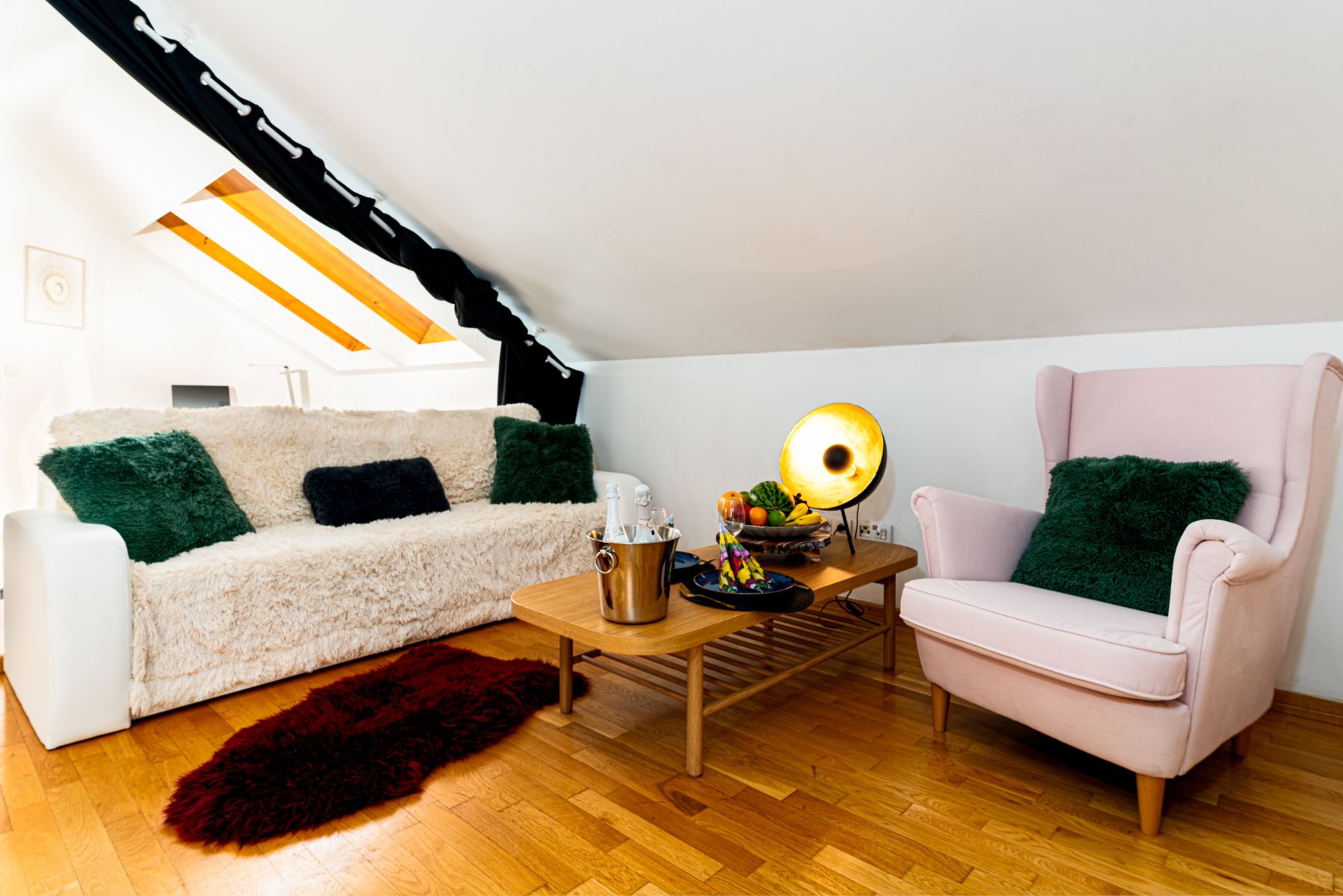 Pronájem bytu 124 m², Praha – náhled fotky 17