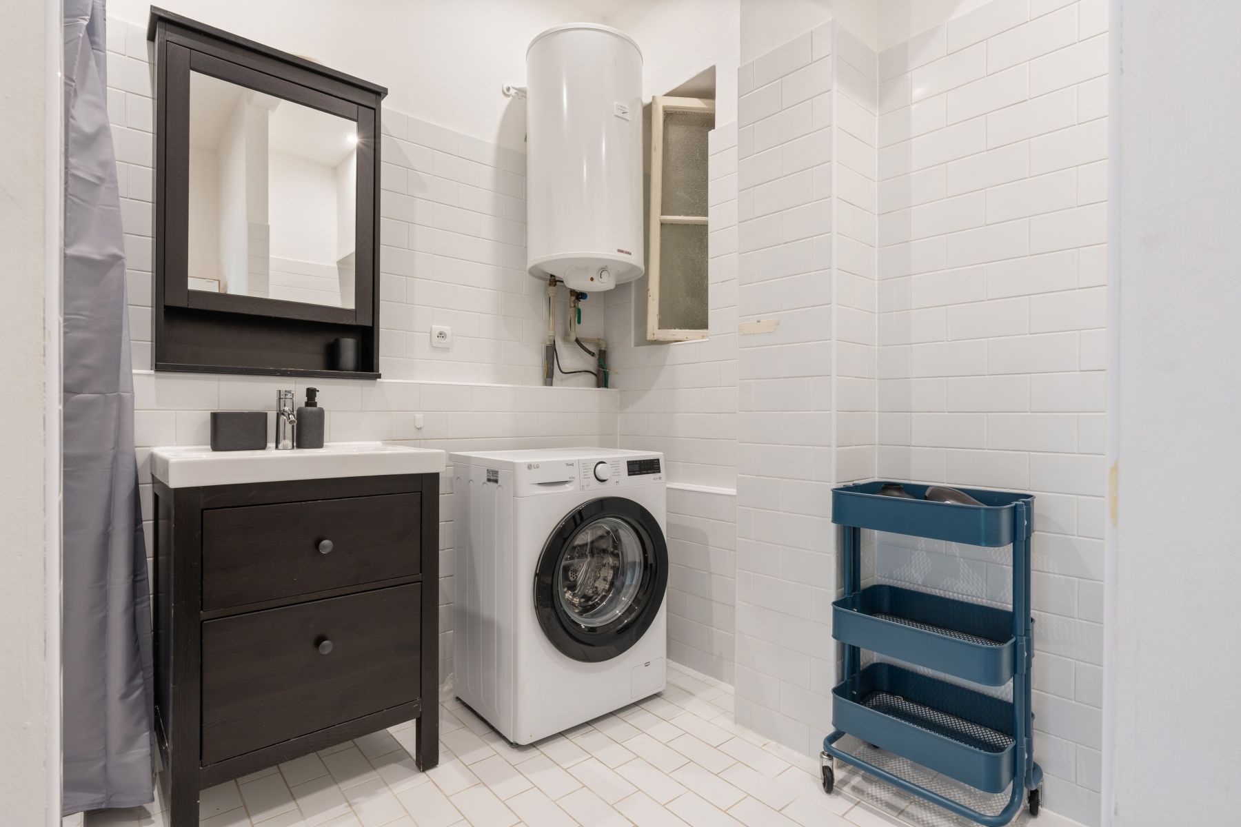 Pronájem bytu 84 m², Praha – náhled fotky 22