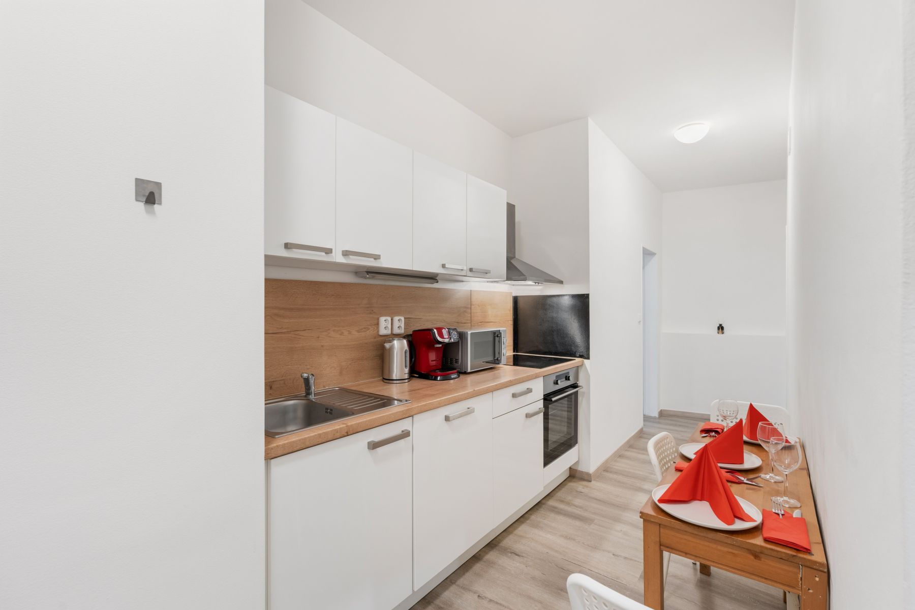 Pronájem bytu 60 m², Praha – náhled fotky 13