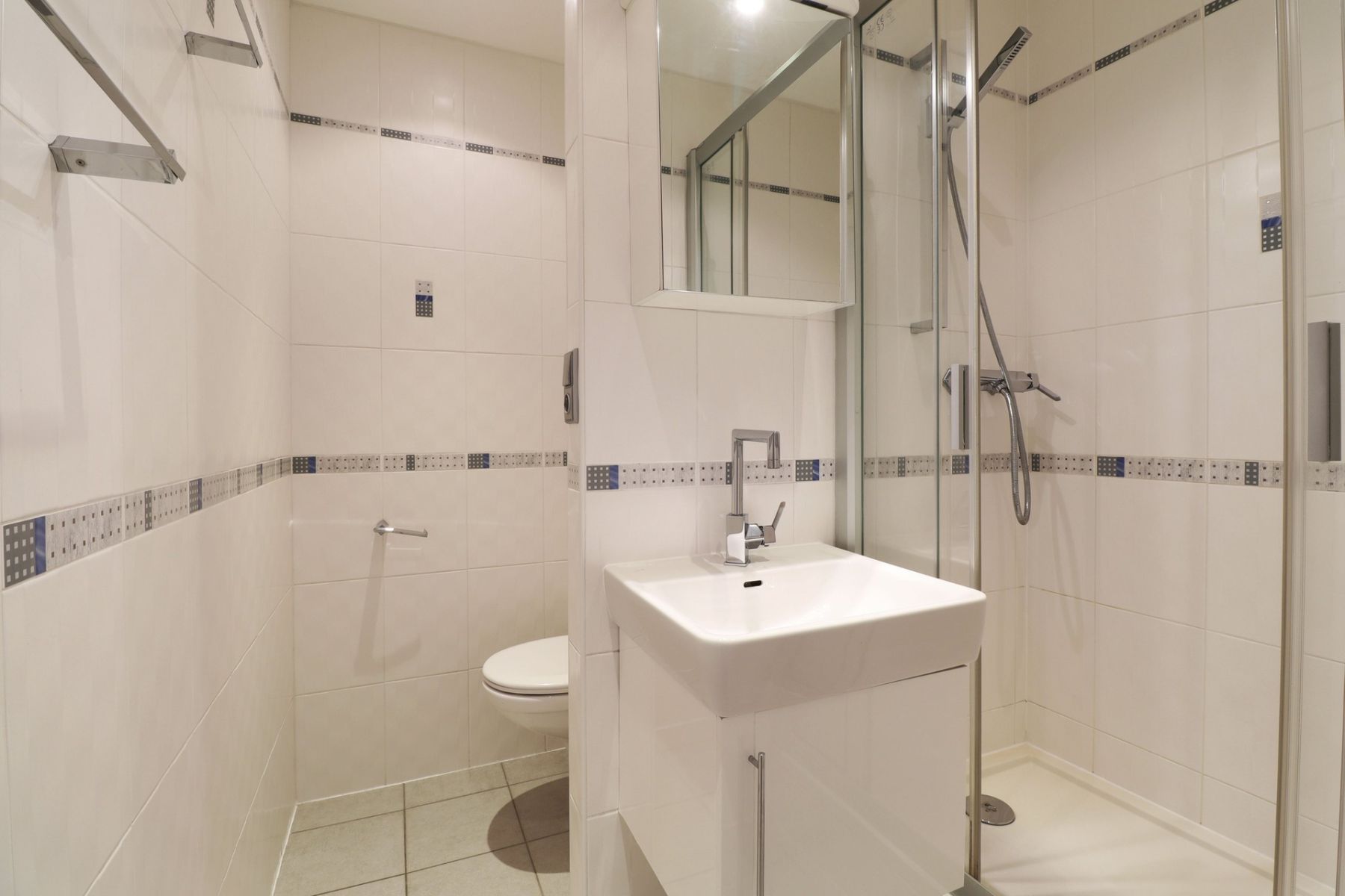 Квартира 1+kk в оренду, 27 м² (9 з 19)