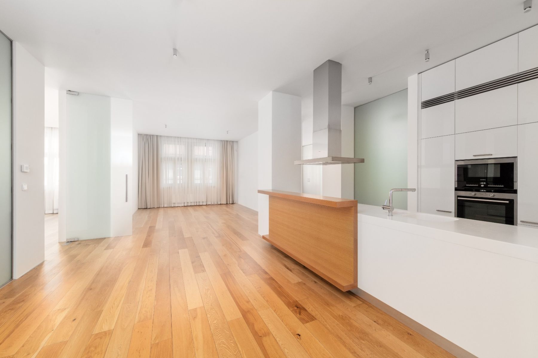 Pronájem bytu 5+kk, 184 m², Praha