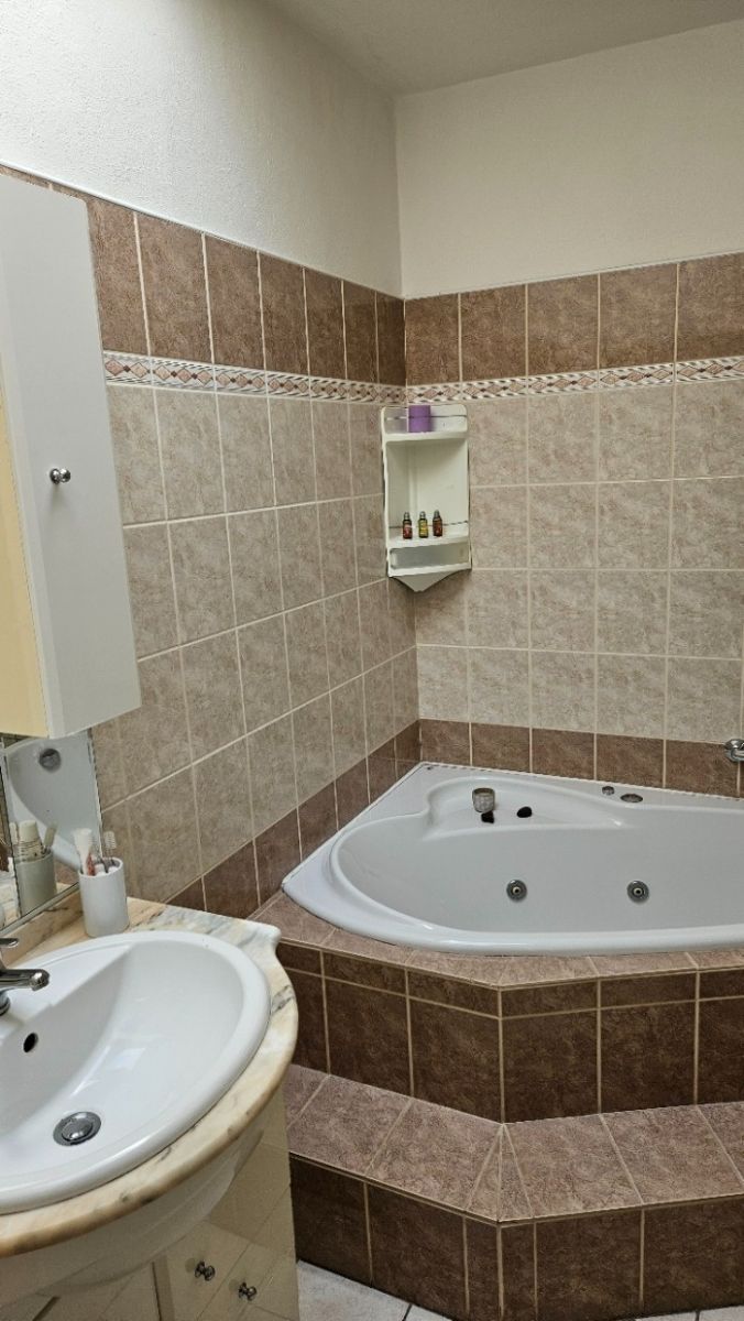 Pronájem bytu 5+1 120 m², Poděbrady – náhled fotky 13