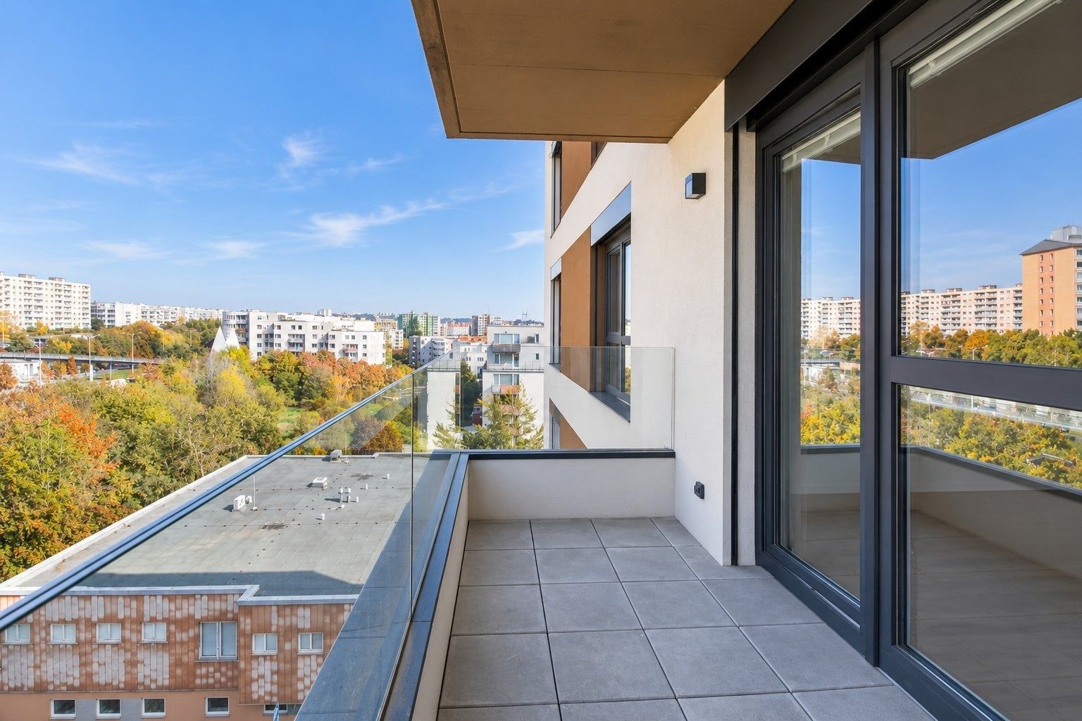 Arnošta Valenty, Praha - Černý Most – fotografie 2