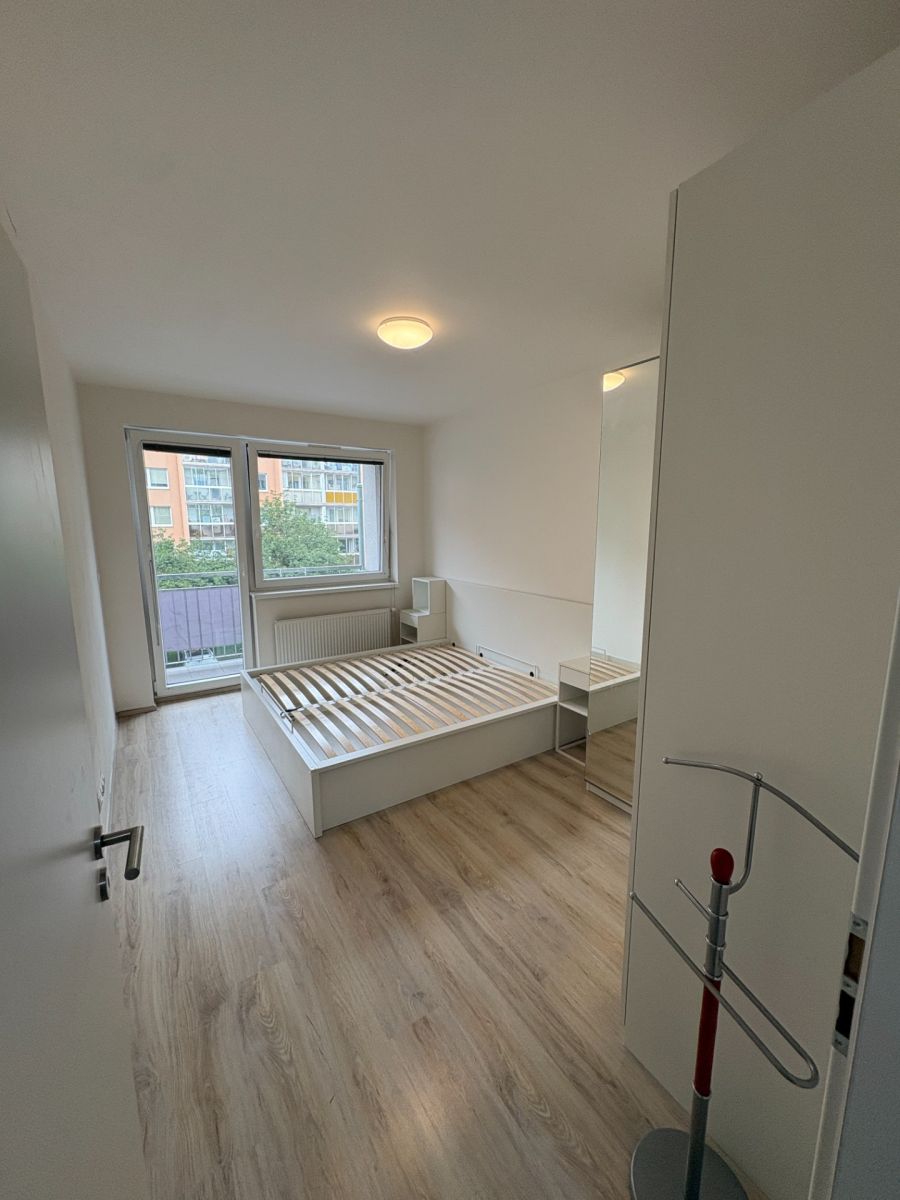 Tupolevova, Praha - Letňany – fotografie 4