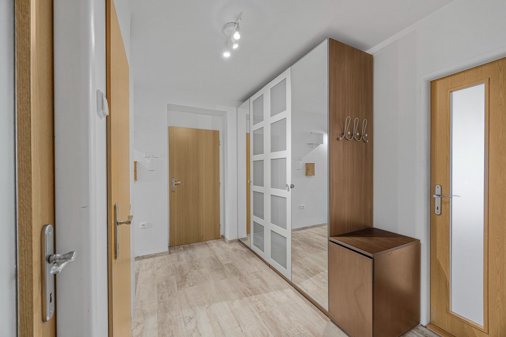 Pronájem bytu 3+1 71 m², Praha – náhled fotky 14