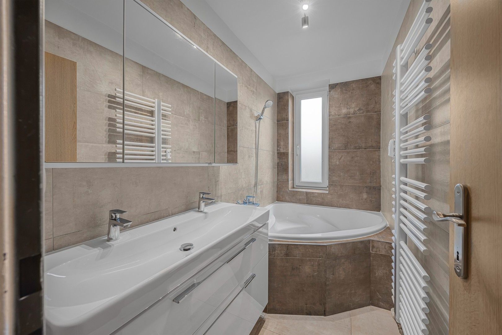 Pronájem bytu 3+1 71 m², Praha – náhled fotky 12