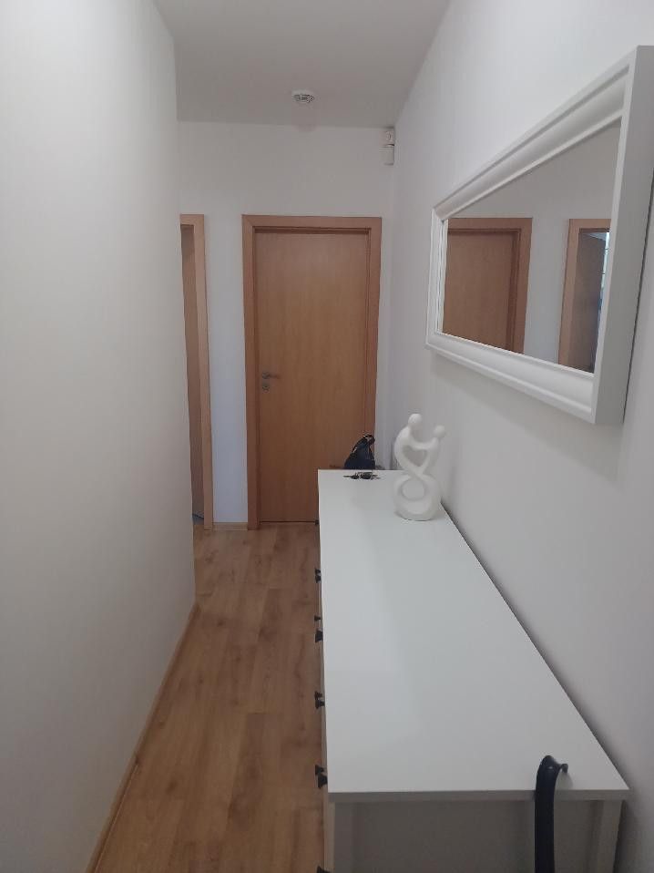 Pronájem bytu 2+kk 50 m², Praha – náhled fotky 3