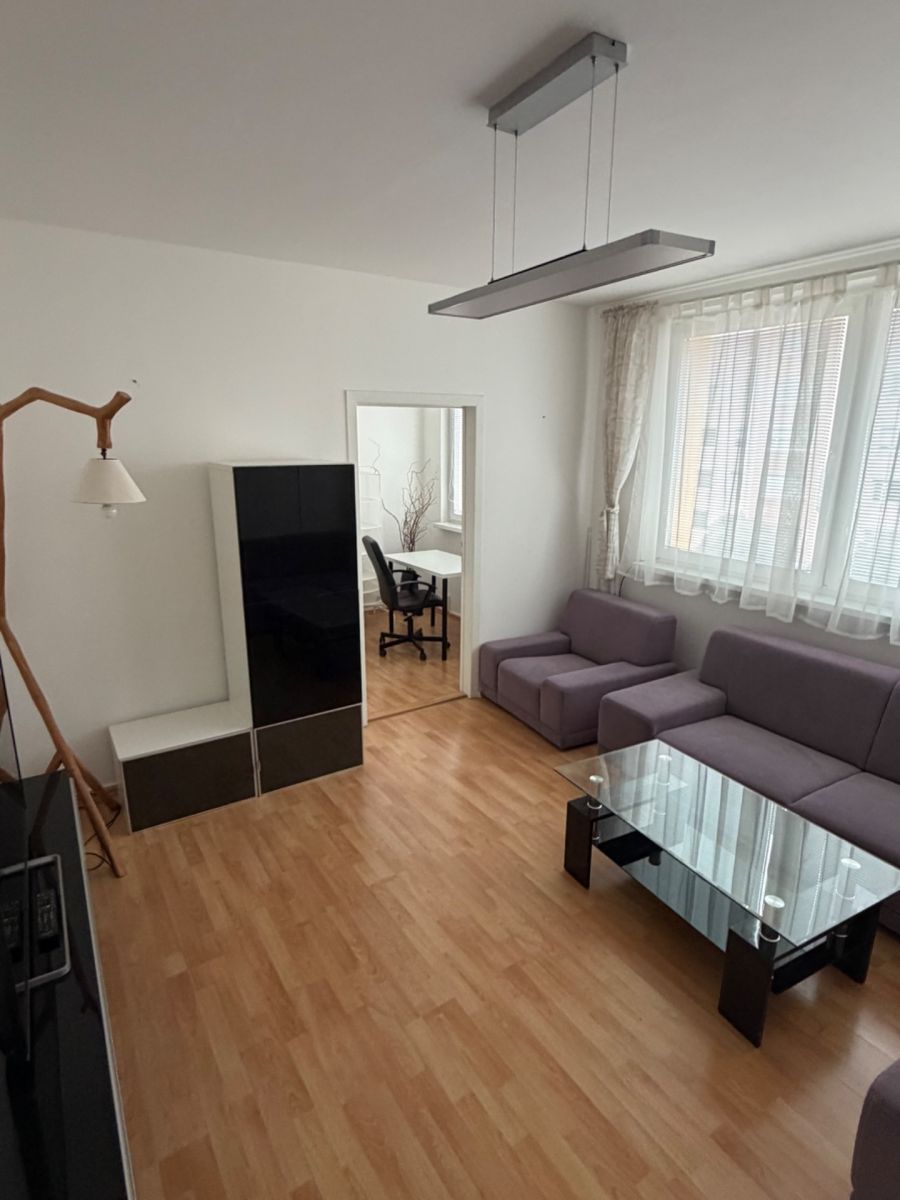 Pronájem bytu 2+1, 45 m², Praha