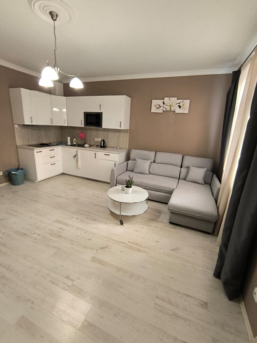 2-soban stan, 80 m²