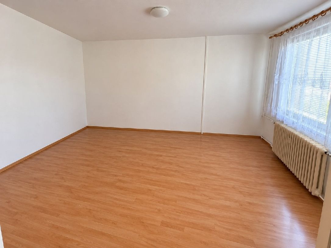 Pronájem bytu 1+1 36 m², Louny – náhled fotky 2