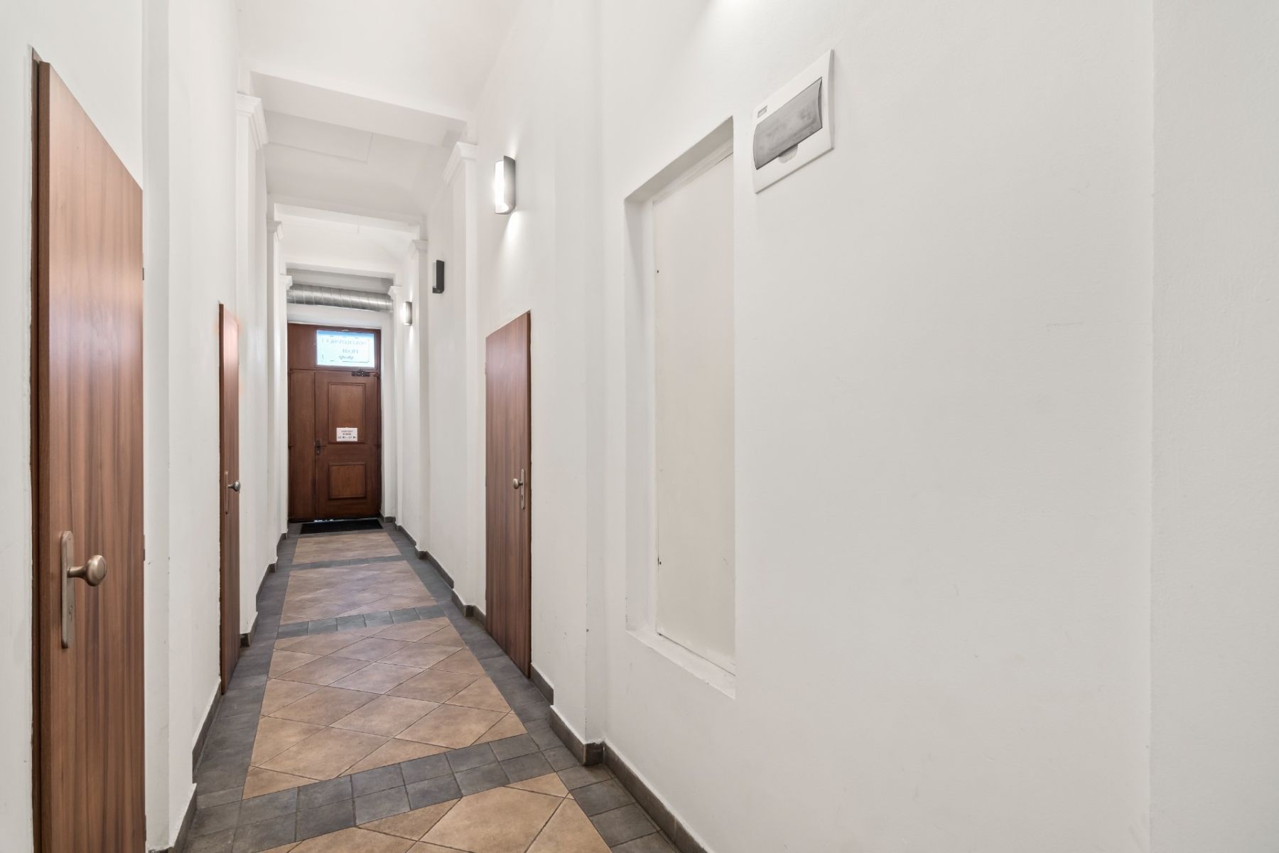 Pronájem bytu 1+1 34 m², Praha – náhled fotky 4