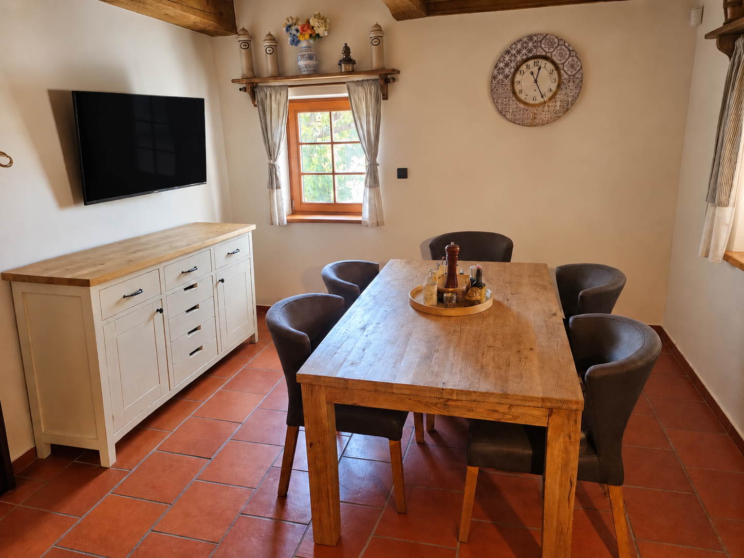 Prodej domu ostatni 261 m², Benecko – náhled fotky 12
