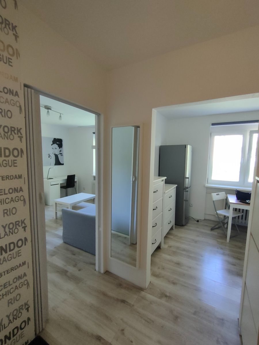 Pronájem bytu 1+1 30 m², Stochov – náhled fotky 3