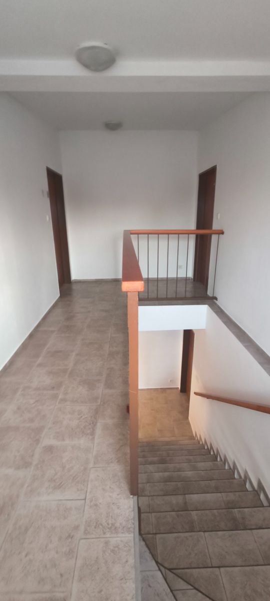 Pronájem komerčního prostoru 183 m², Sobotka – náhled fotky 8