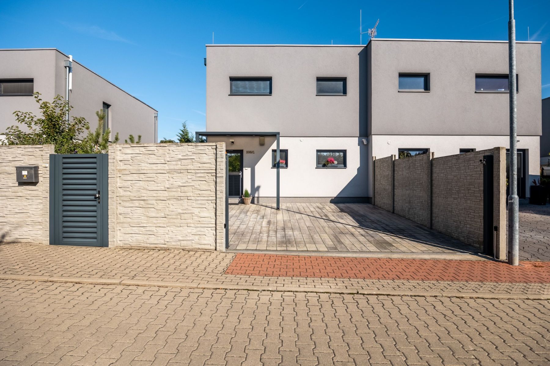 Prodej domu 4+kk 120 m², Bašť – fotka 1 z 20