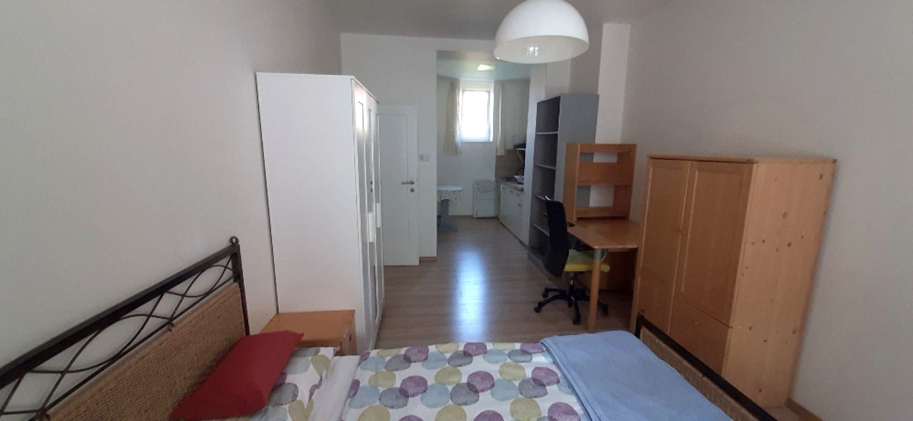 Pronájem bytu 1+kk 33 m², Praha – náhled fotky 4