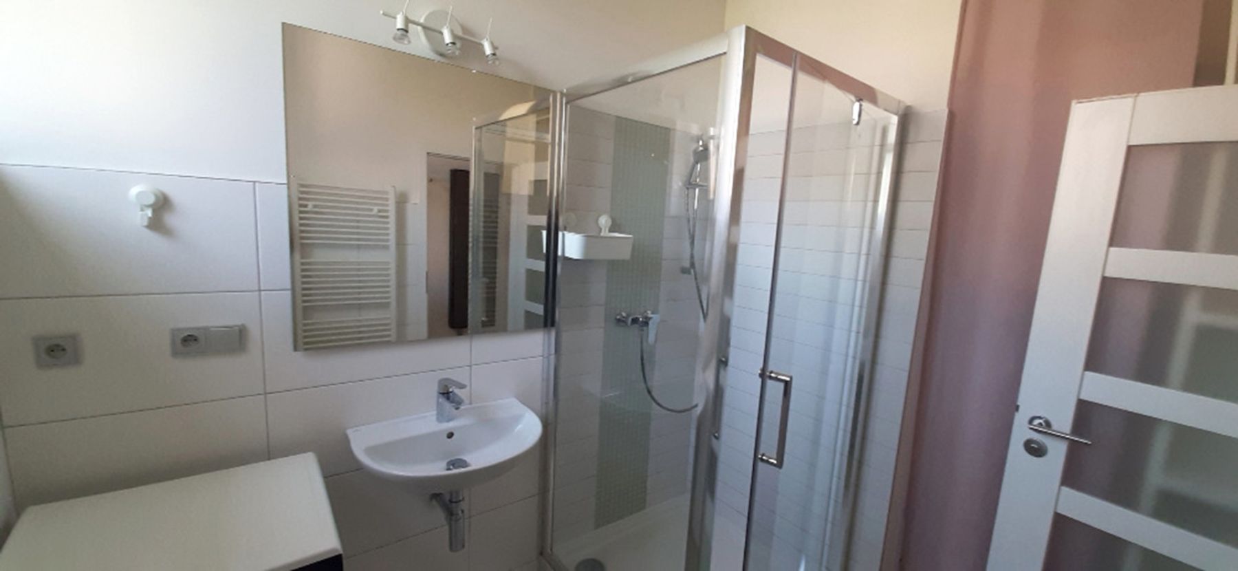 Pronájem bytu 1+kk 33 m², Praha – náhled fotky 7