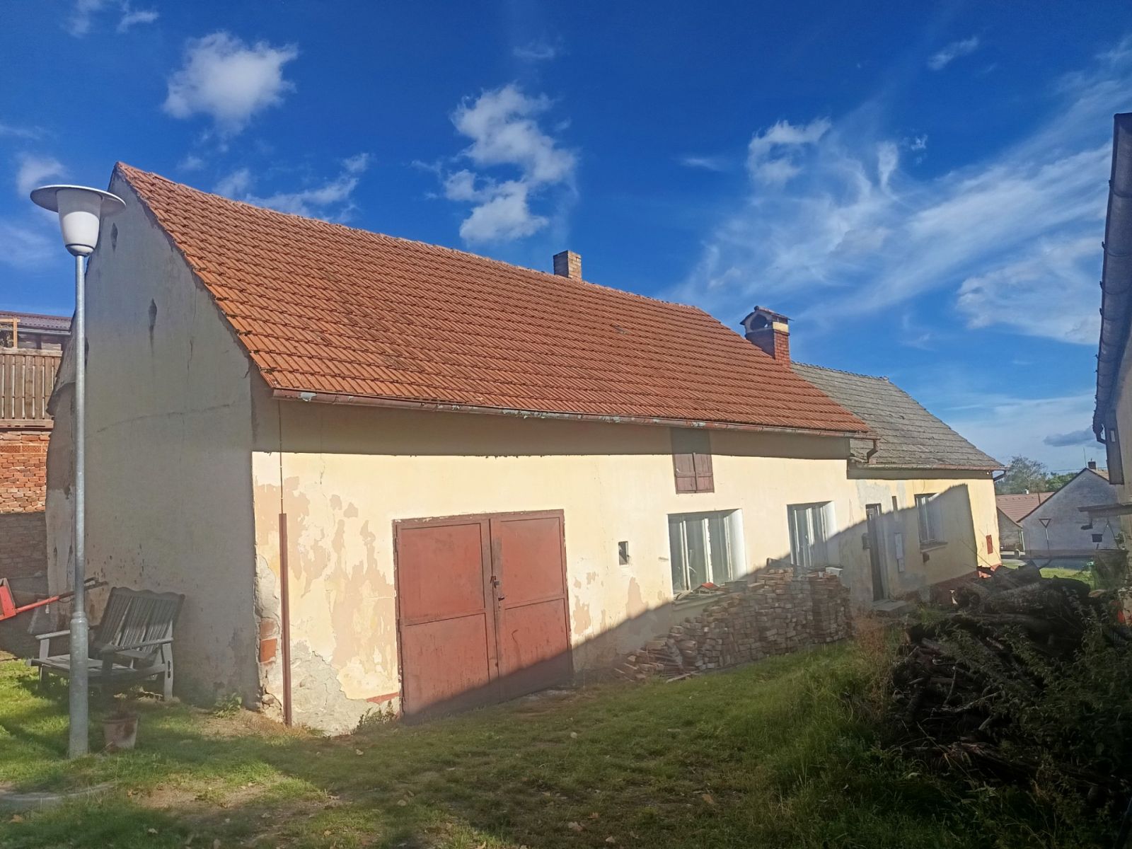 Prodej domu 3+kk 120 m², Lhenice – náhled fotky 2