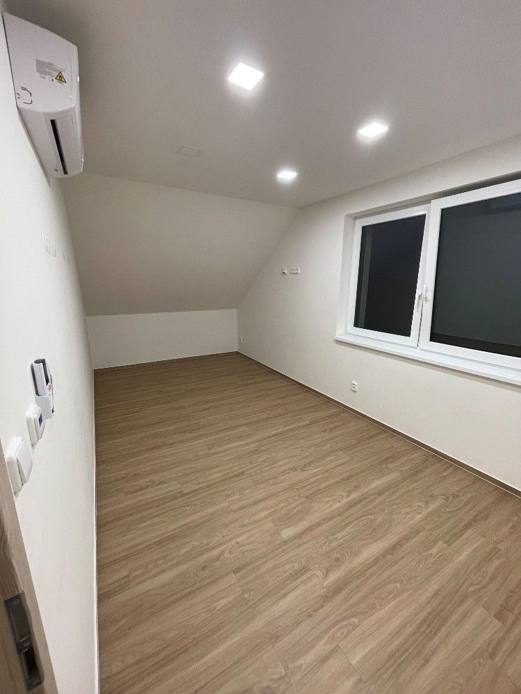 Pronájem bytu 2+1 63 m², Olbramovice – náhled fotky 3