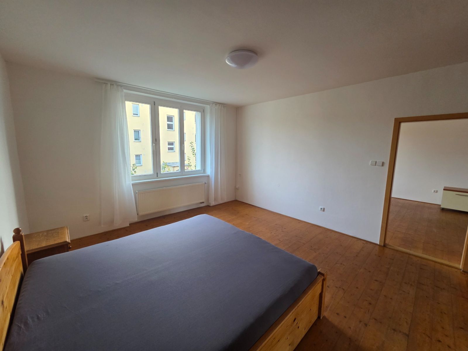 Pronájem bytu 2+1 68 m², Praha – náhled fotky 3