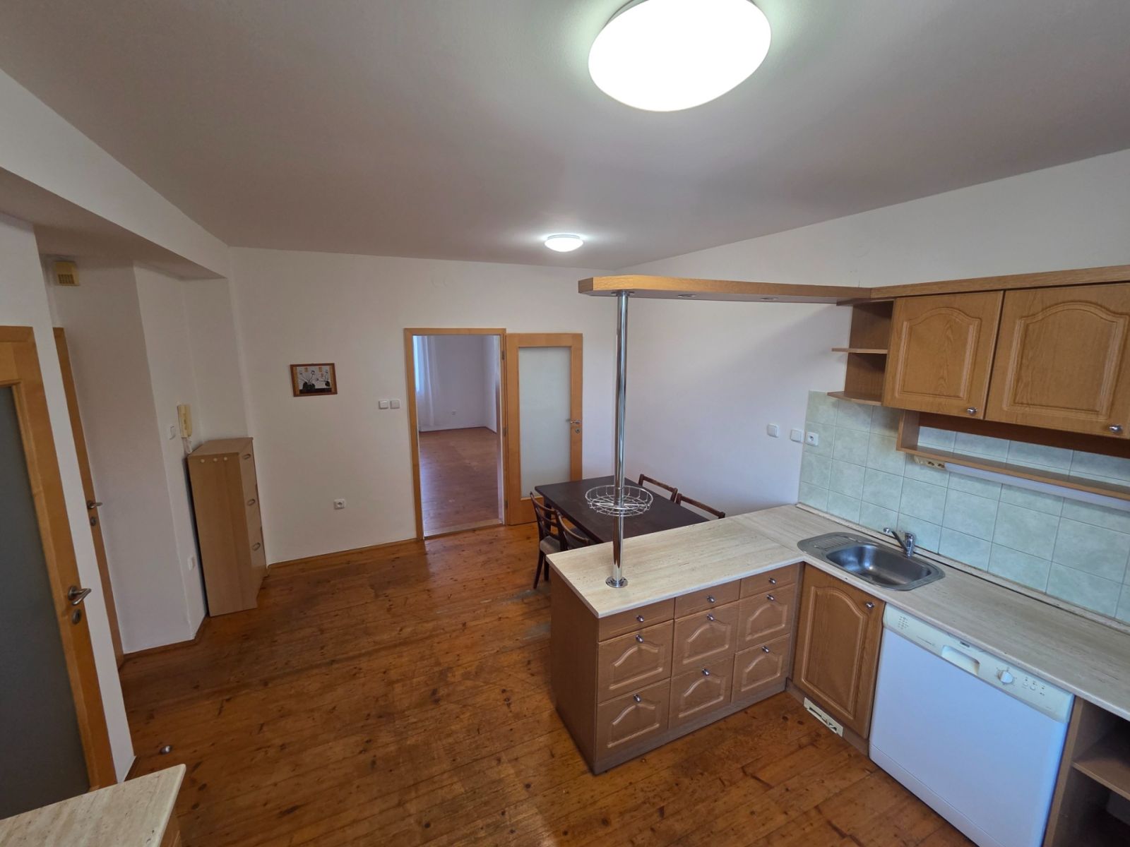 Pronájem bytu 2+1 68 m², Praha – náhled fotky 8