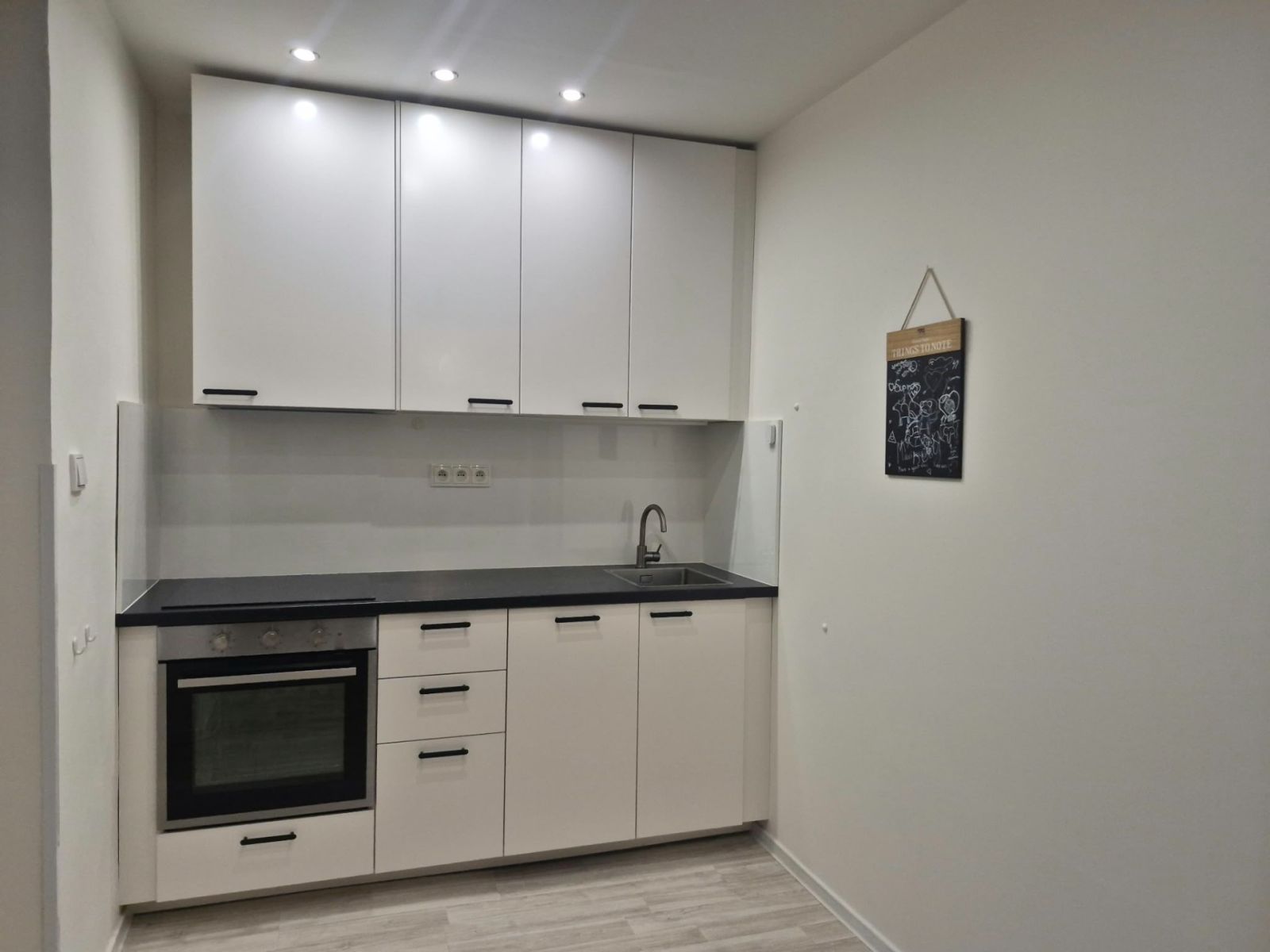 Pronájem bytu 2+kk 50 m², Praha – náhled fotky 4