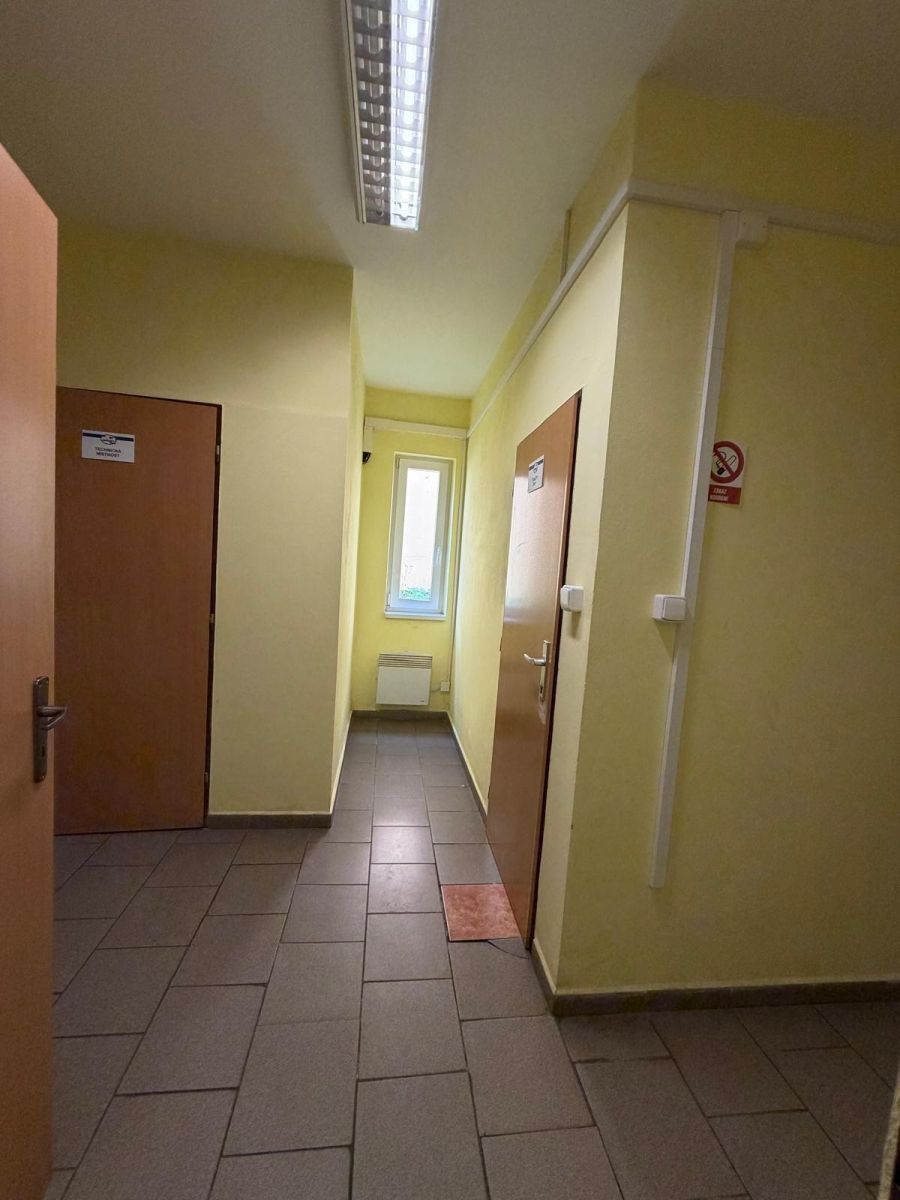 Pronájem komerčního prostoru 79 m², Meziříčí – náhled fotky 8