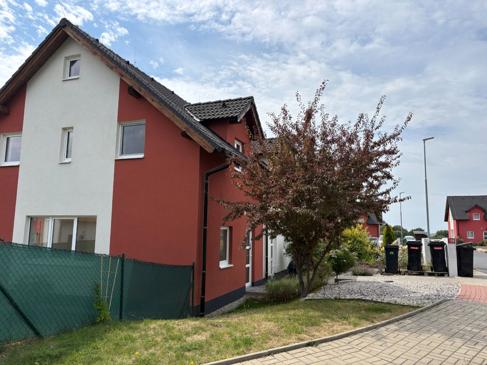 Pronájem domu 3+kk 80 m², Škvorec – náhled fotky 2