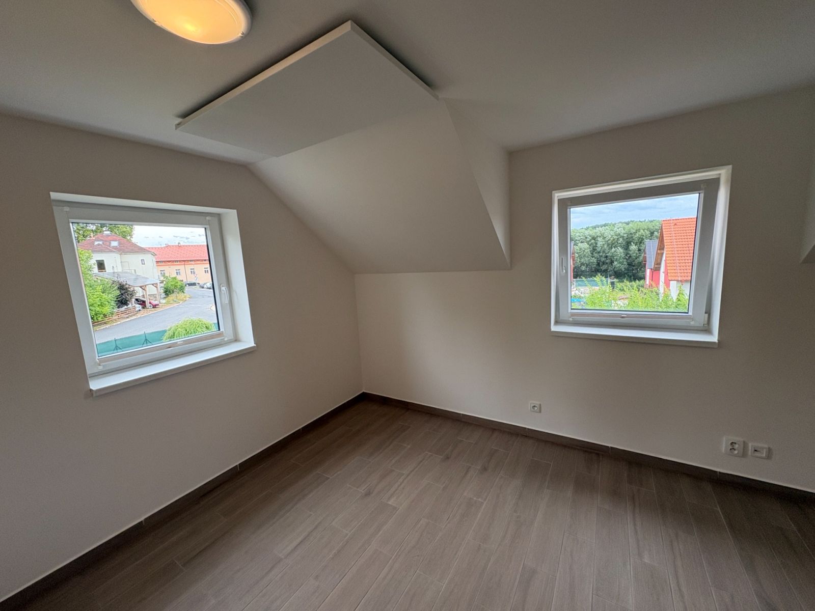 Pronájem domu 3+kk 80 m², Škvorec – náhled fotky 6