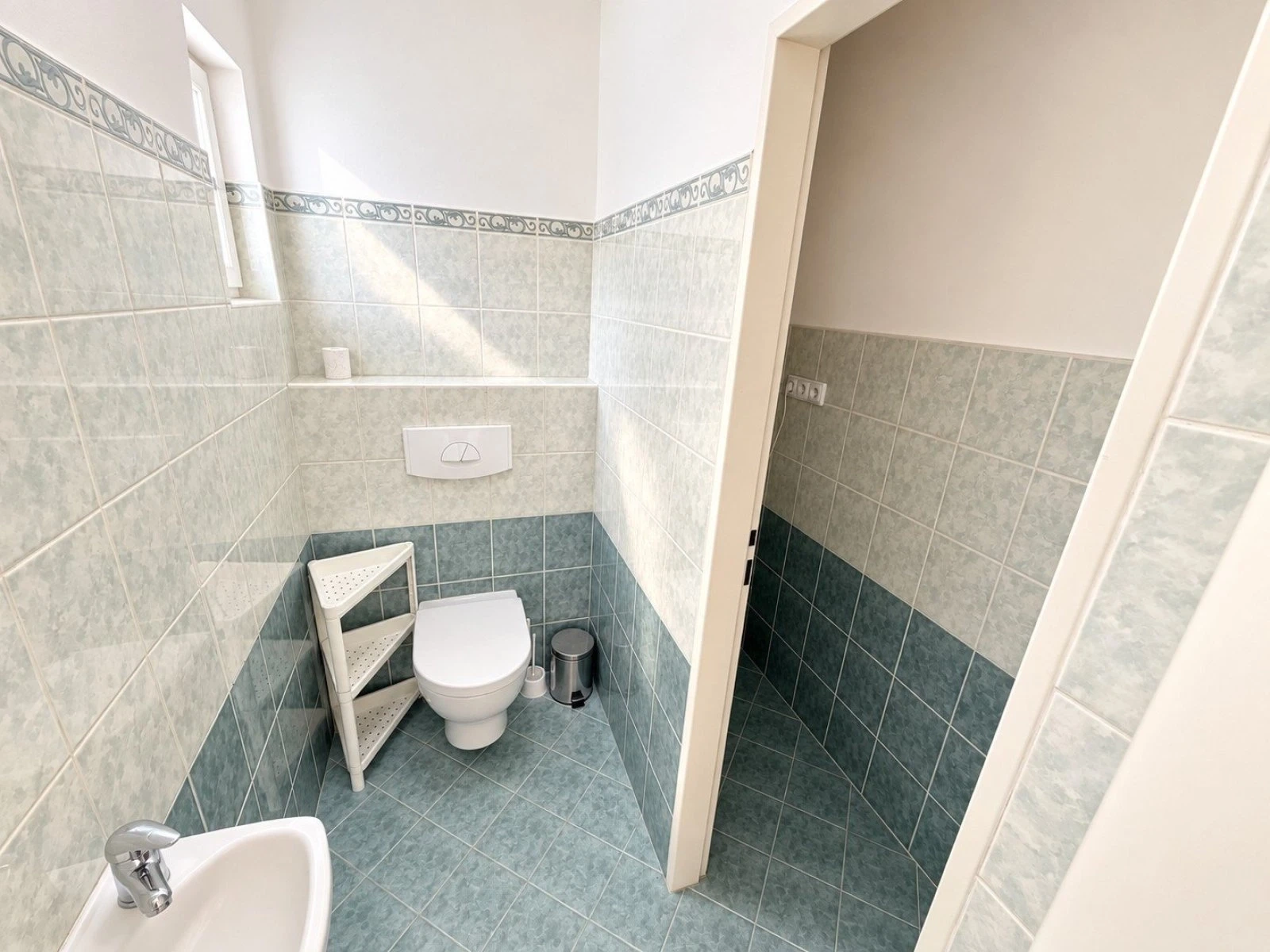 Pronájem komerčního prostoru 162 m², Praha – náhled fotky 8
