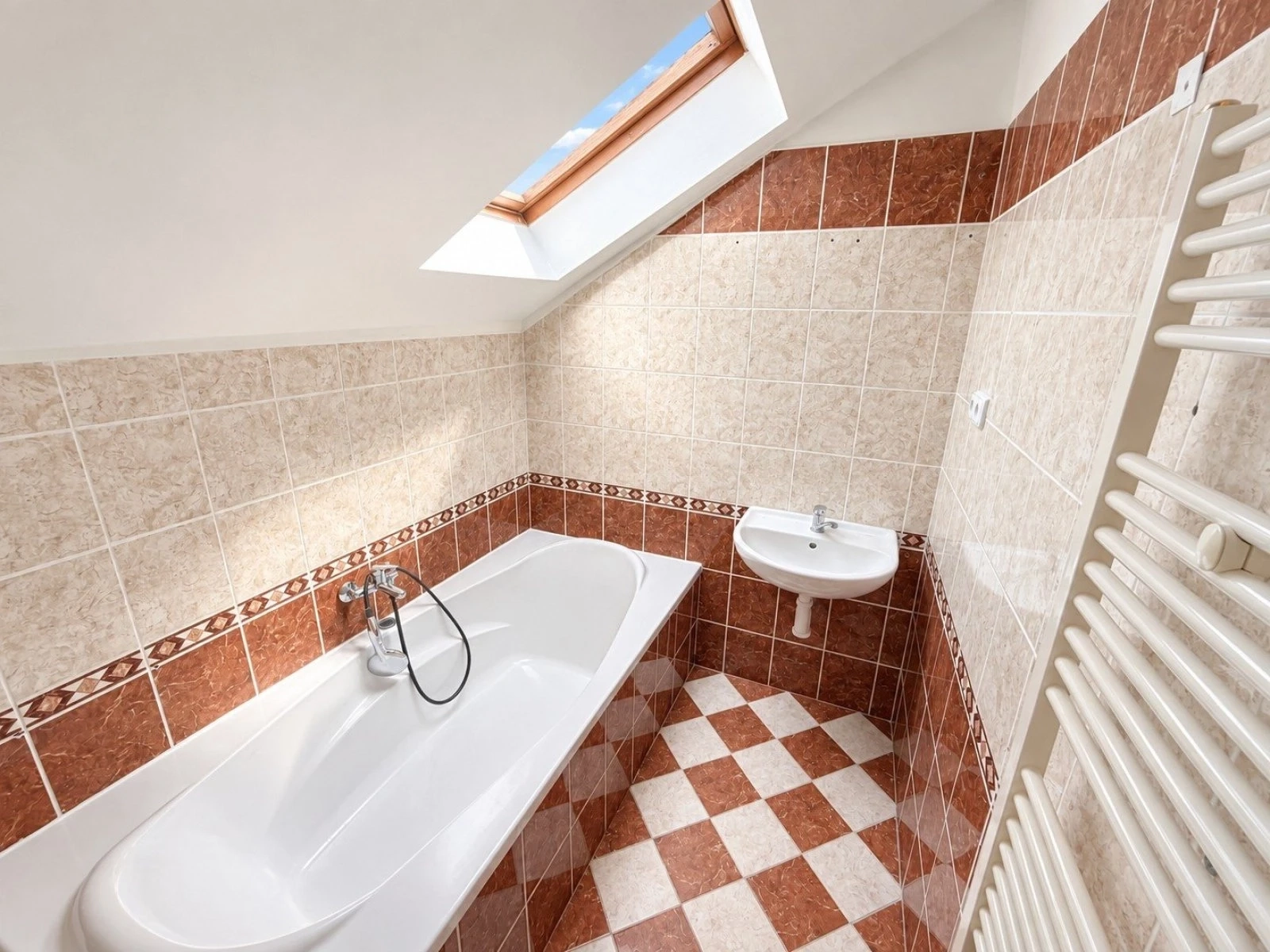Pronájem komerčního prostoru 162 m², Praha – náhled fotky 16