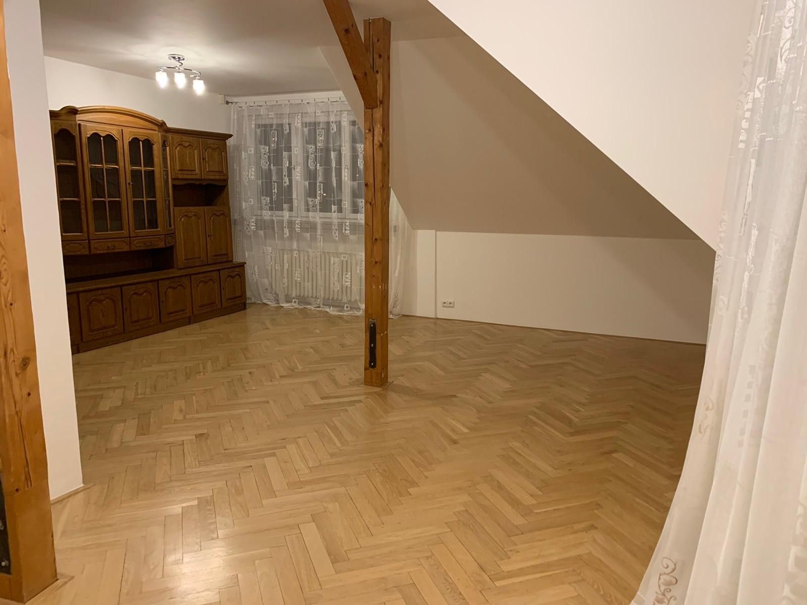 Pronájem bytu 2+1 99 m², Praha – náhled fotky 3