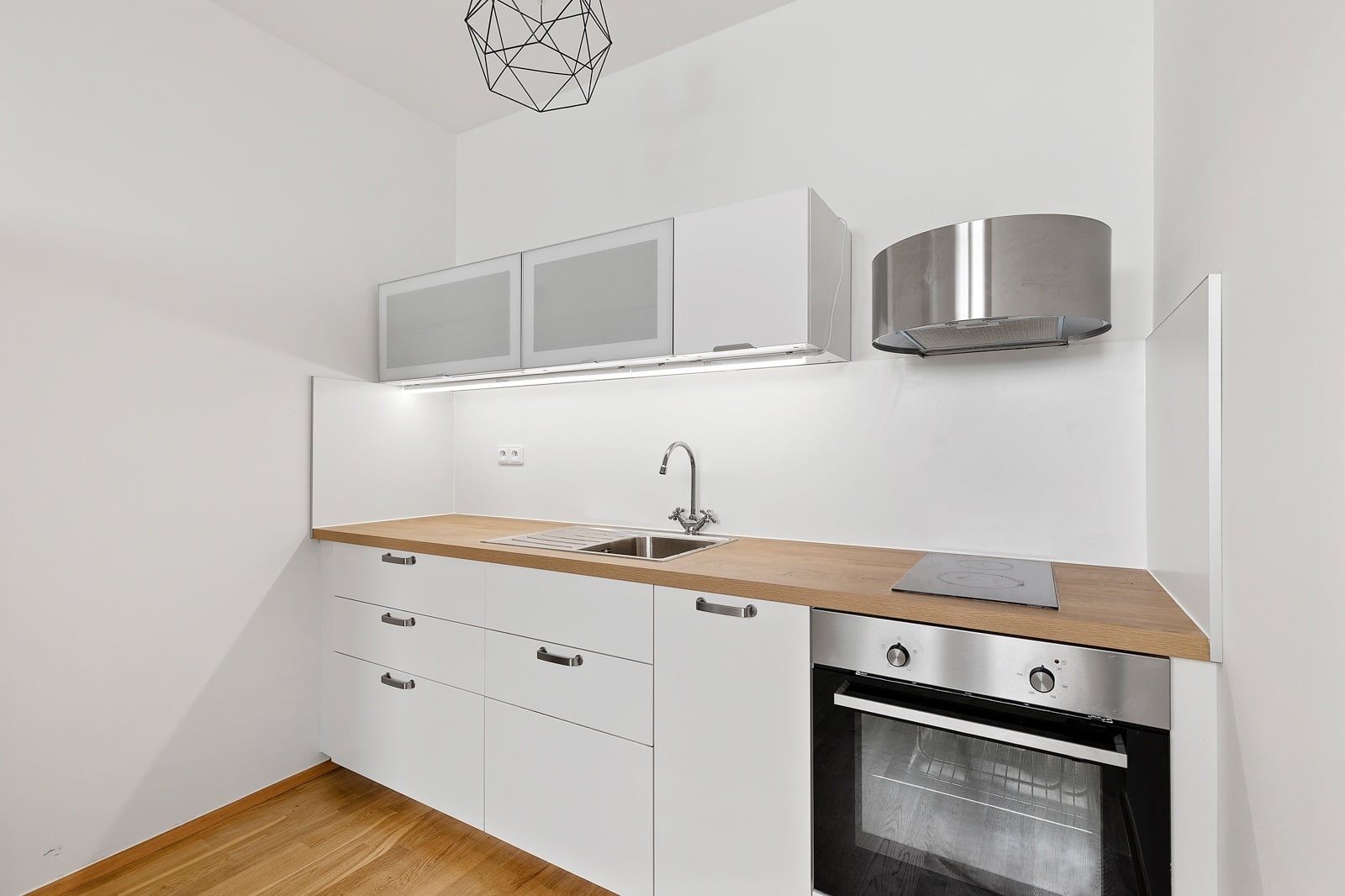 Pronájem bytu 1+kk 34 m²
