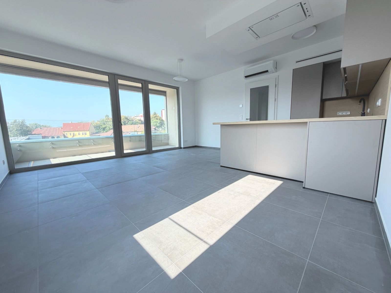 4h asunto, 90 m²