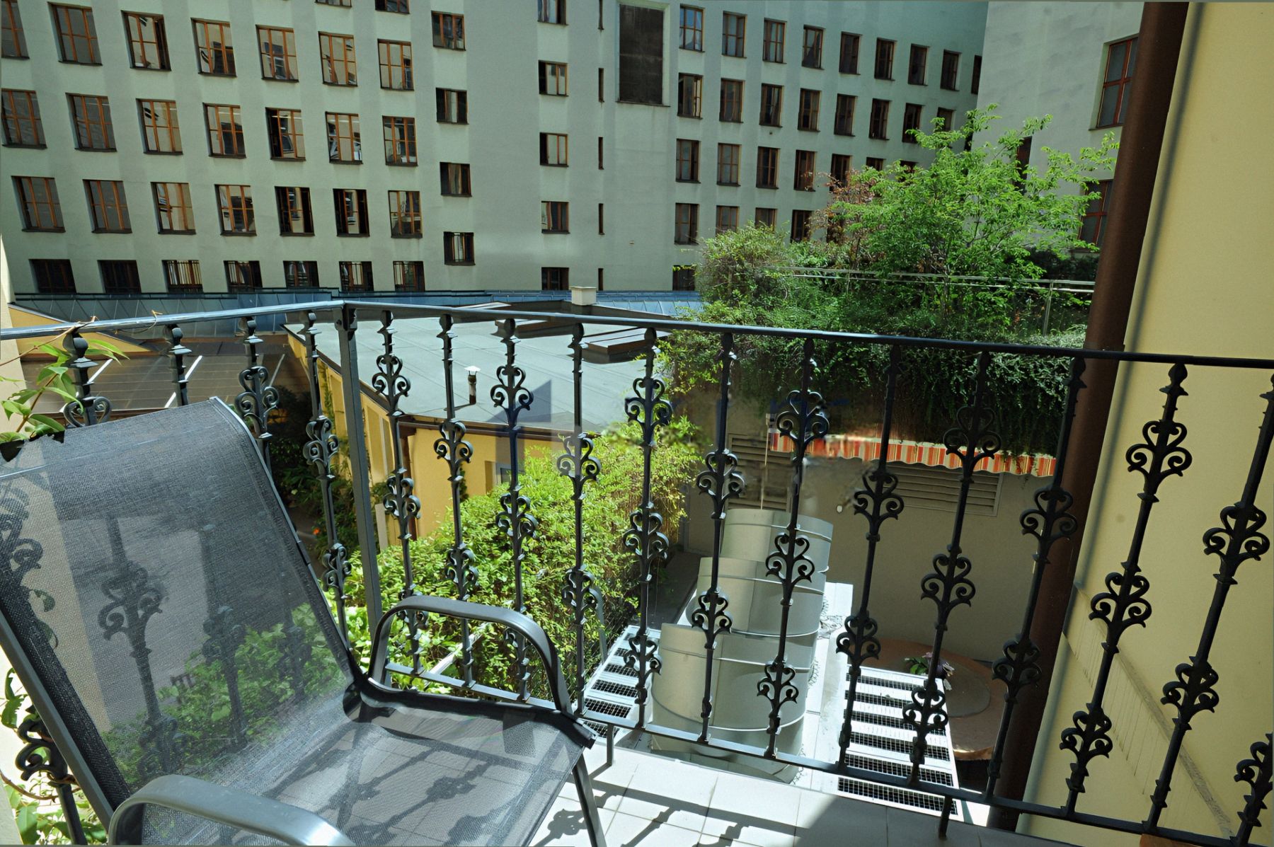 Pronájem bytu 2+kk 84 m², Praha – náhled fotky 5